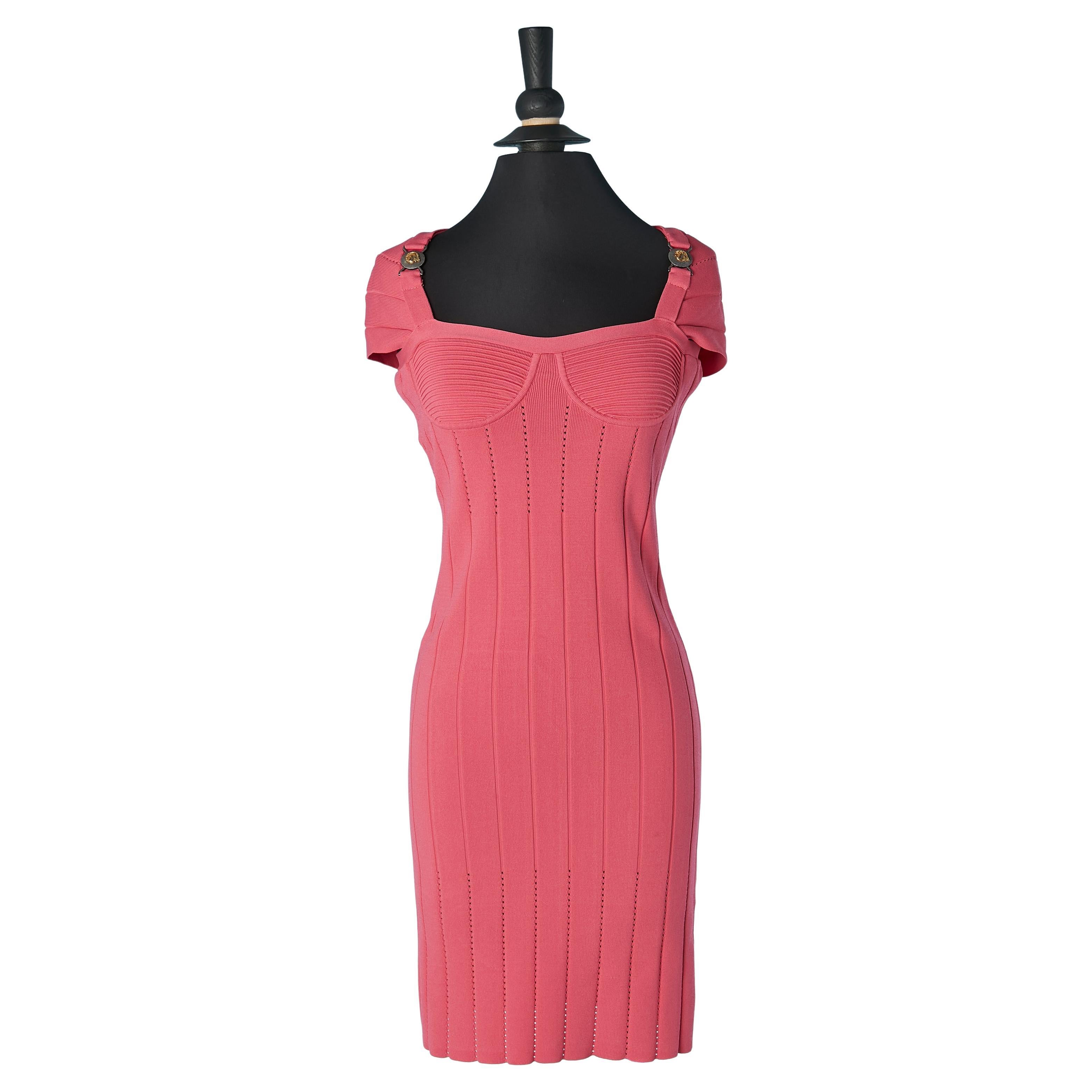 Robe de cocktail en maille rose Versace Collection