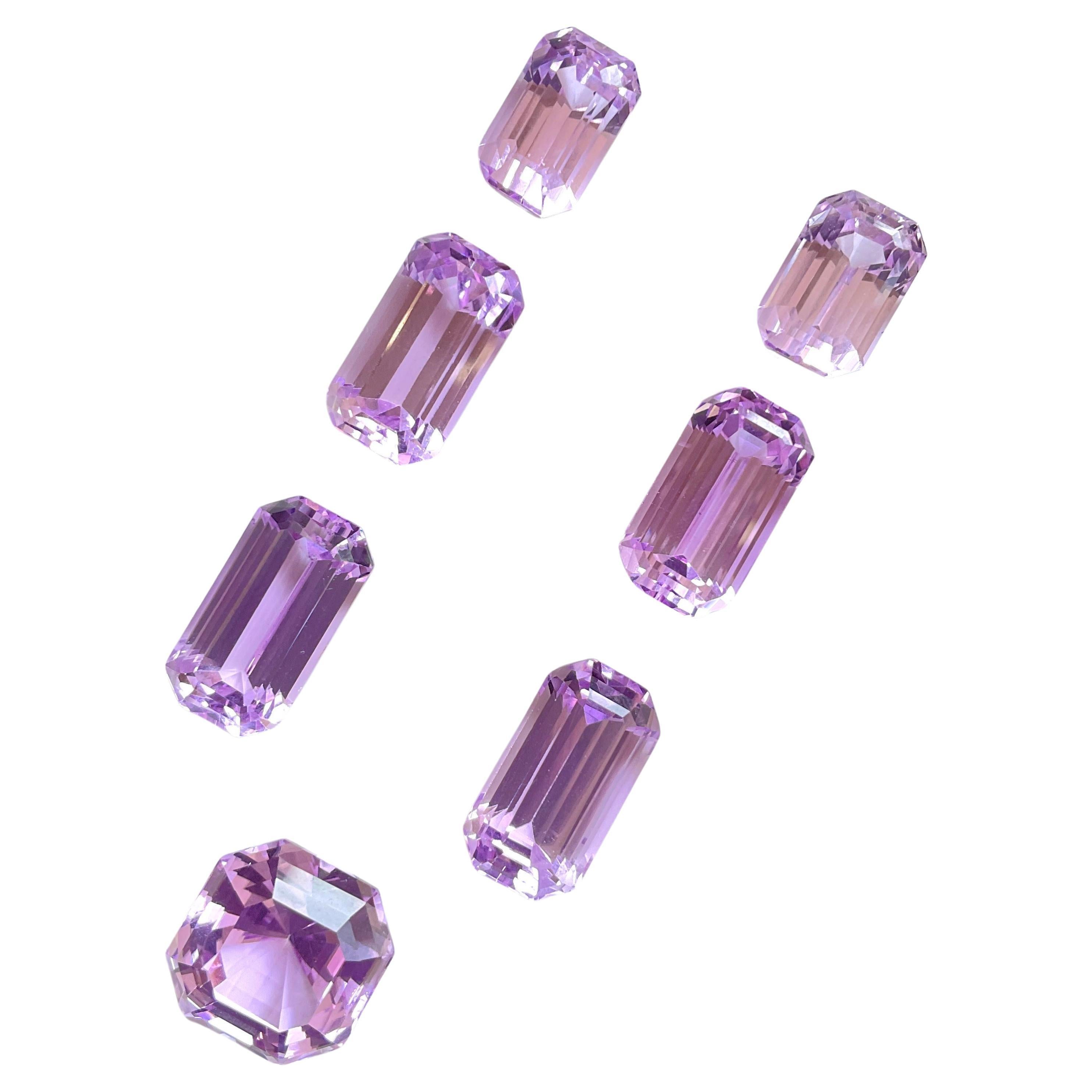 Pink Kunzite 171.57 carats Layout Natural Cut Stone For Fine Gem Jewellery Gem