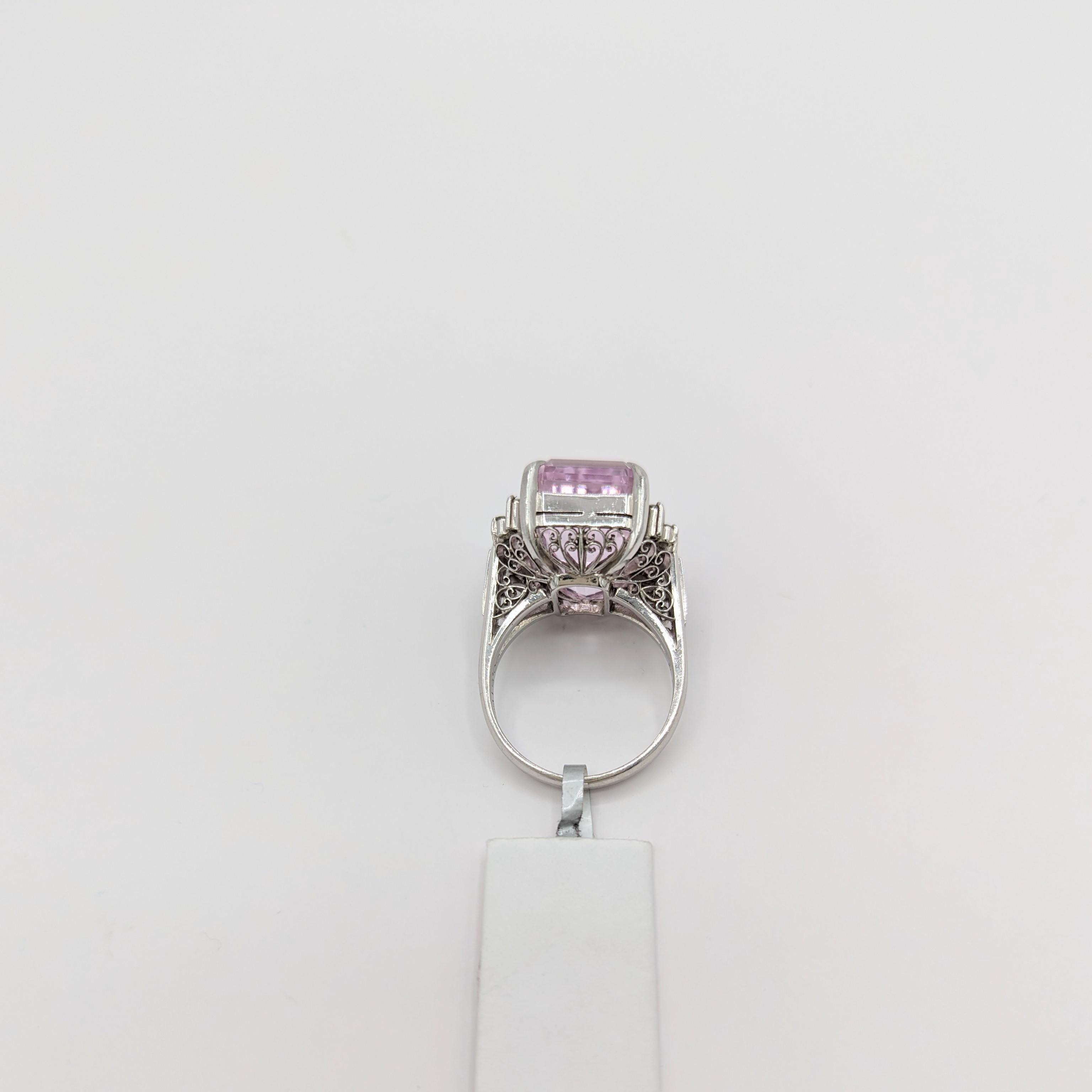 Pink Kunzite and White Diamond Cocktail Ring in 18K White Gold In New Condition For Sale In Los Angeles, CA