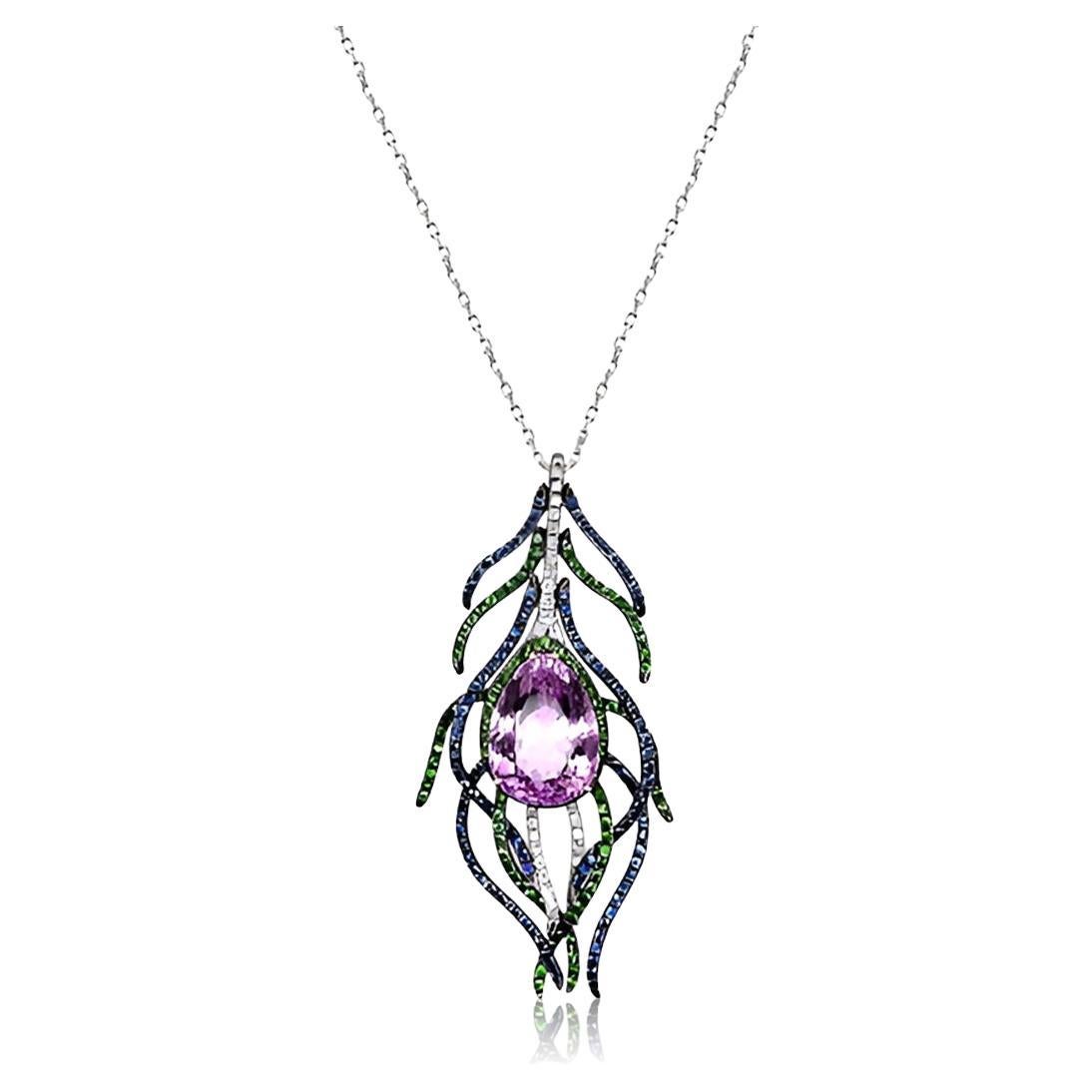 Collana con ciondolo in oro bianco Pink Kunzite, zaffiro blu, granato verde e diamanti in vendita