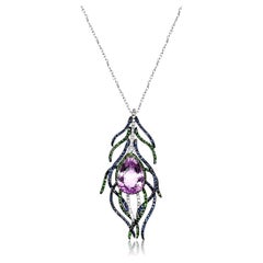 Collana con ciondolo in oro bianco Pink Kunzite, zaffiro blu, granato verde e diamanti