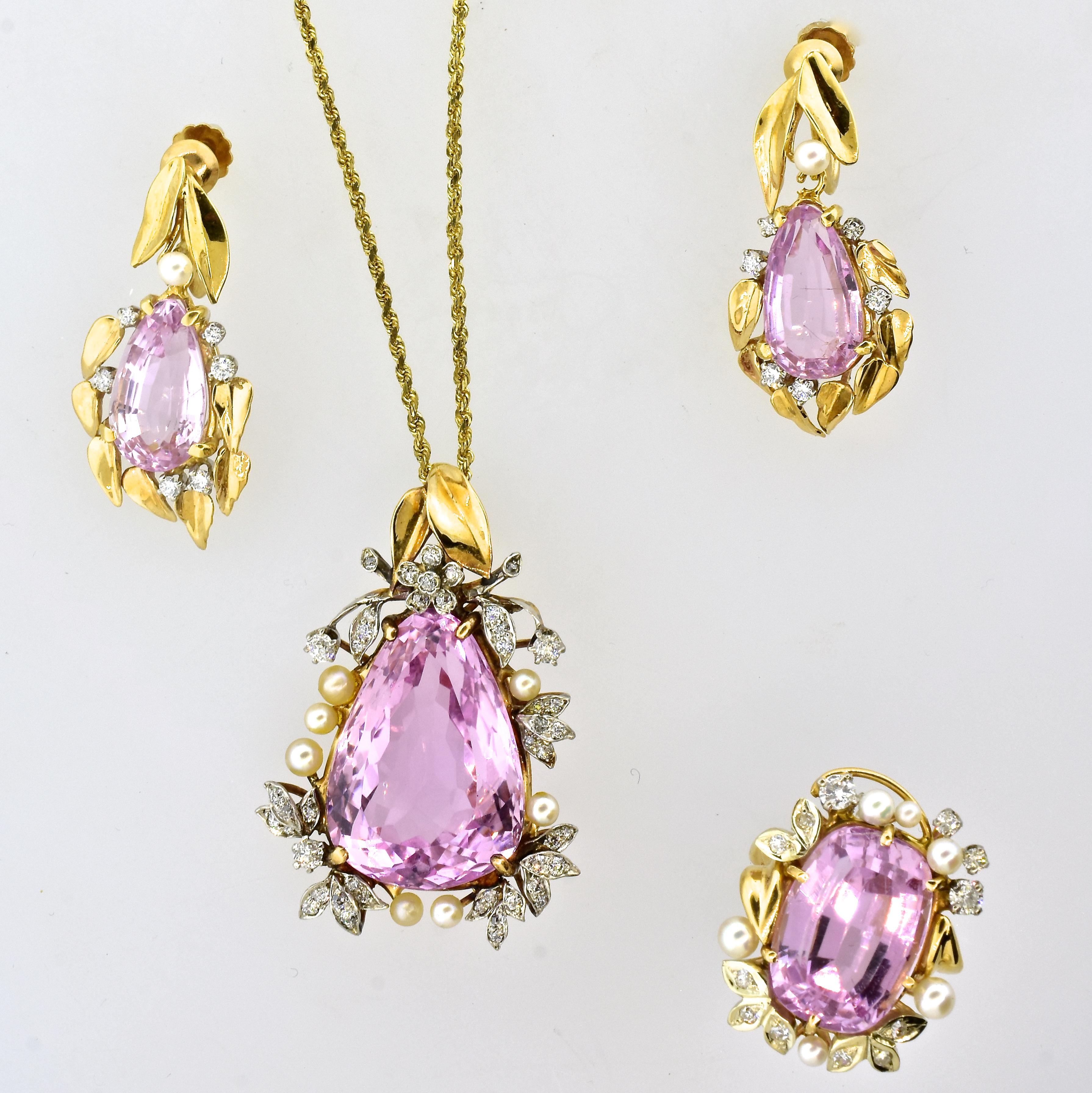 Aesthetic Movement Pink Kunzite, Diamond and Pearl Suite in Platinum and Gold, circa 1935