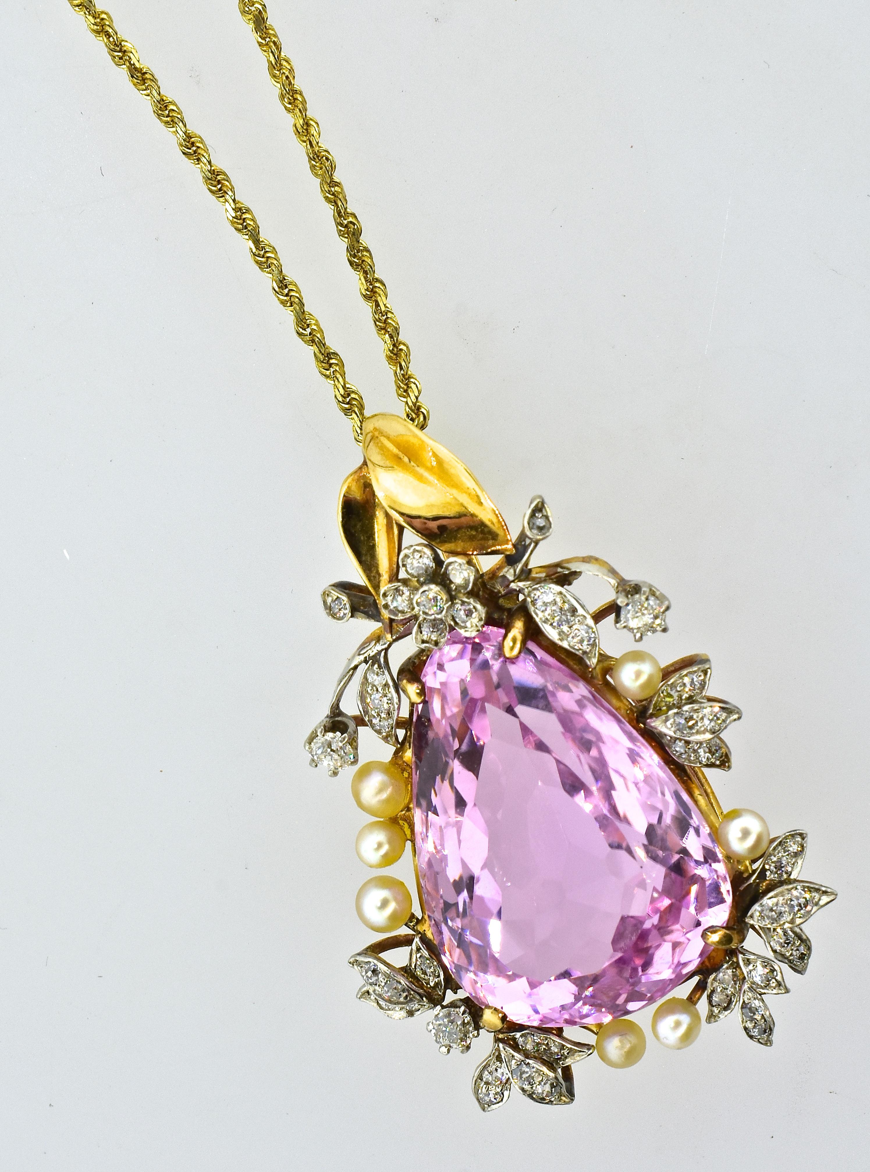 Pink Kunzite, Diamond and Pearl Suite in Platinum and Gold, circa 1935 2