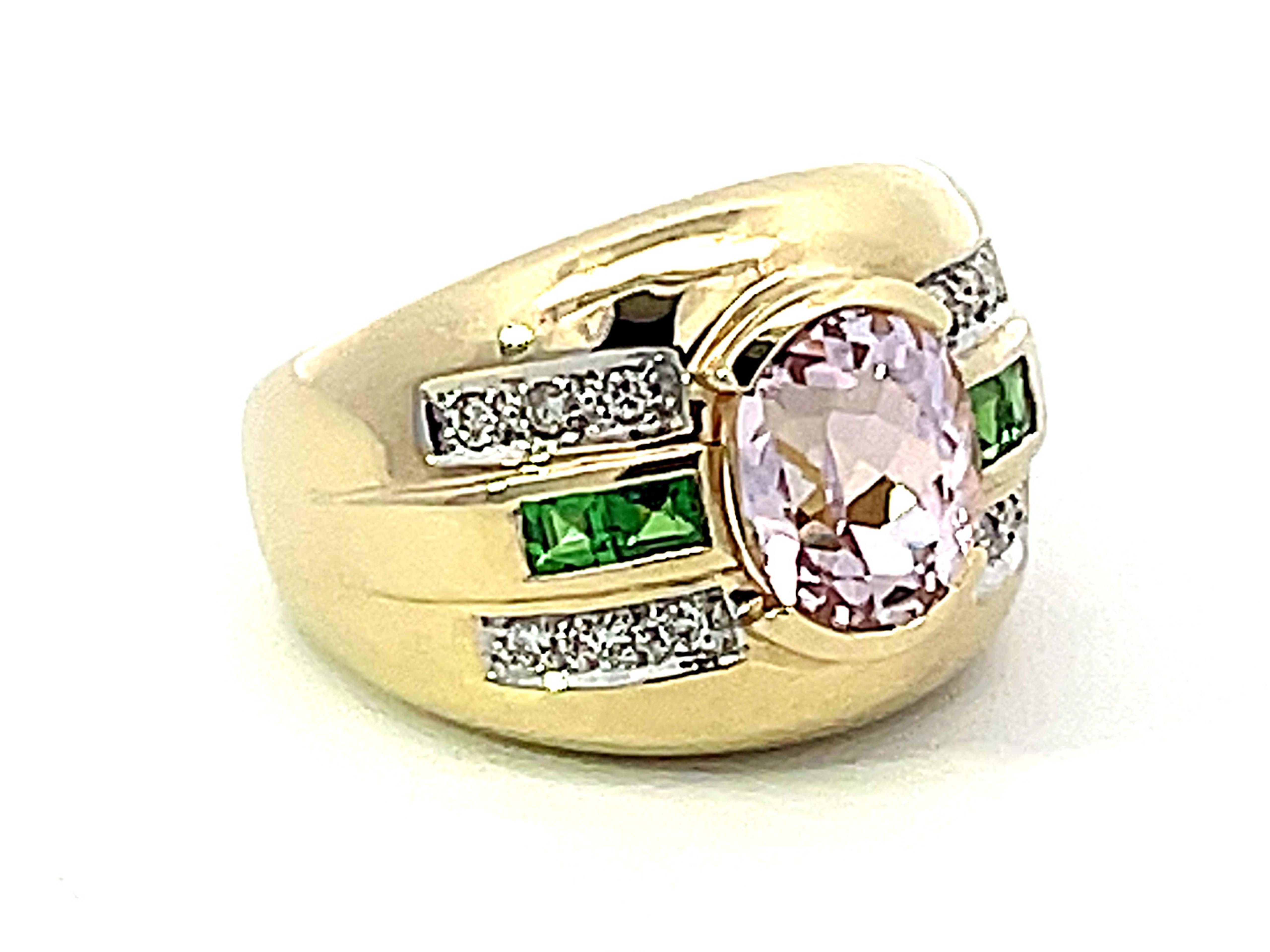 Moderne Bague à anneau cigare en or jaune 14 carats avec kunzite rose, grenat tsavorite vert et diamants en vente