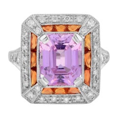 Halo-Ring aus Weißgold mit rosa Kunzit, orangefarbenem Saphir und Diamant im Art-déco-Stil