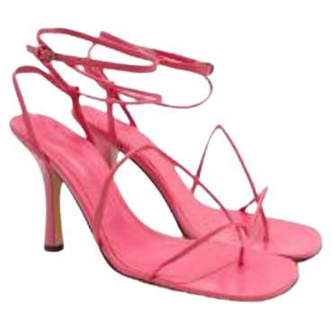 pink leather Stretch heeled sandals For Sale