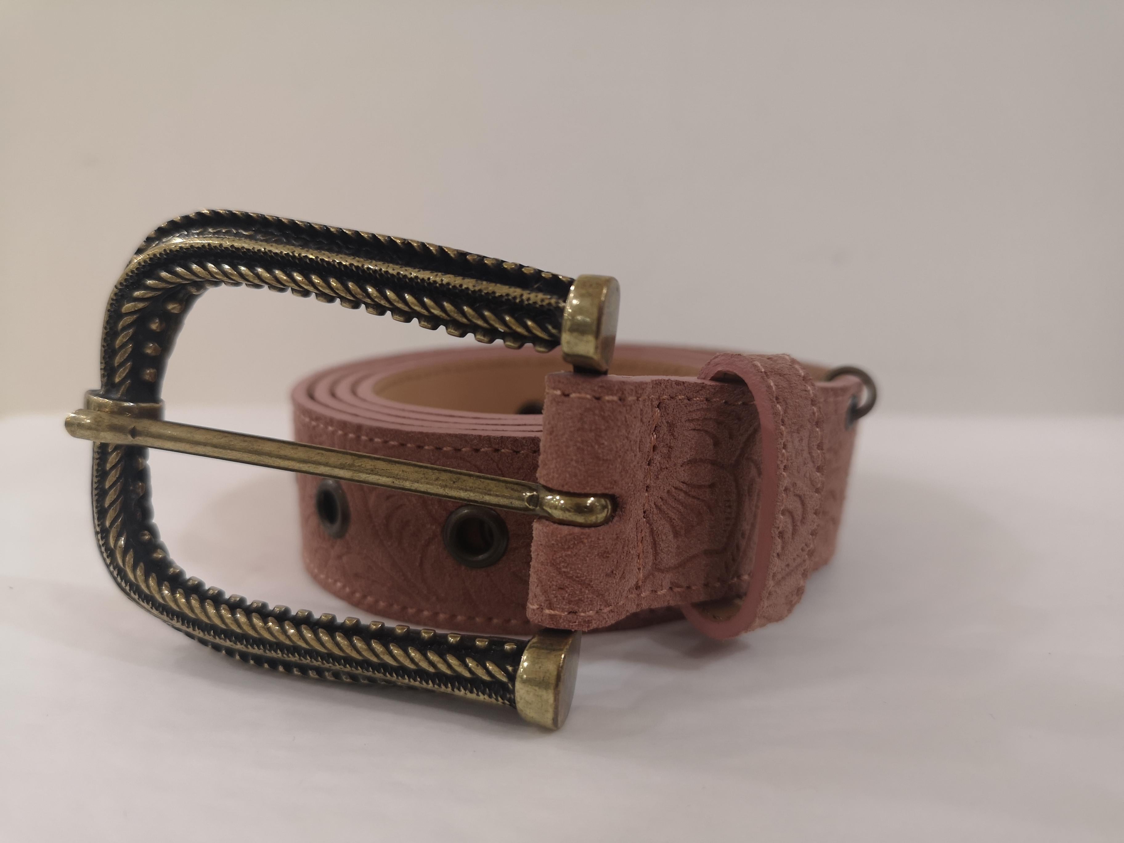 Pink leather suede belt NWOT
totally made in italy
one size
total lenght 105 cm
heigh 3 cm