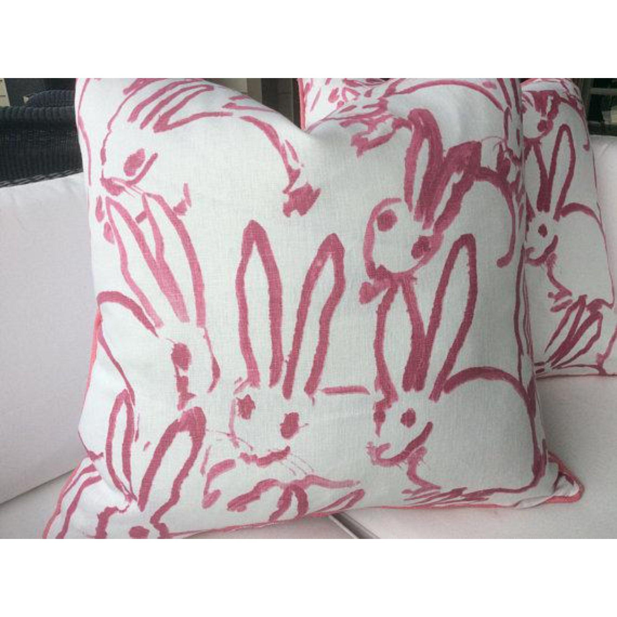 Pink Lee Jofa Hunt Slonen Bunny Hutch Pillows - A Pair In New Condition For Sale In Winder, GA