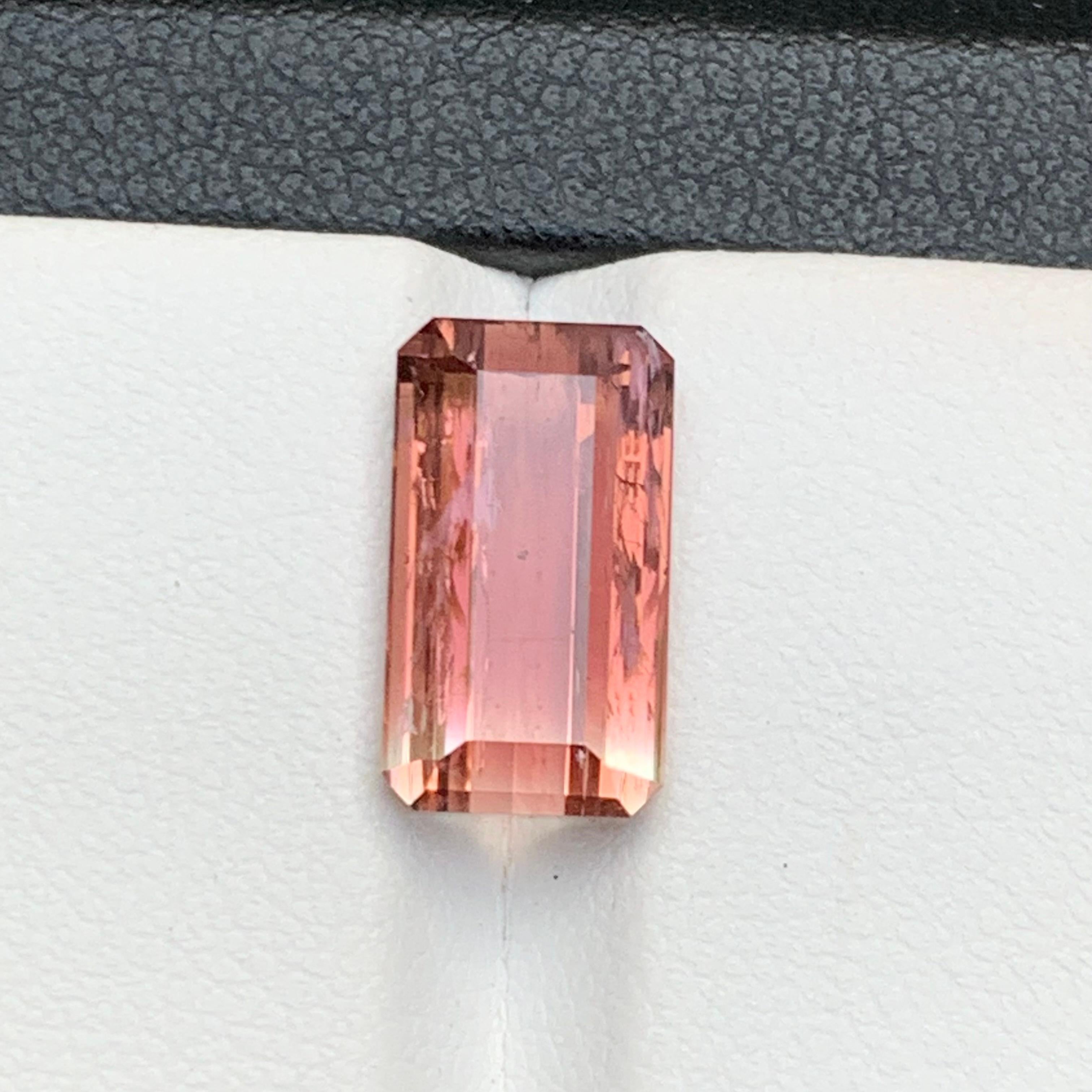 Bague et pendentif en tourmaline naturelle bicolore rose et dorée claire de 6,10 carats Neuf - En vente à Peshawar, PK