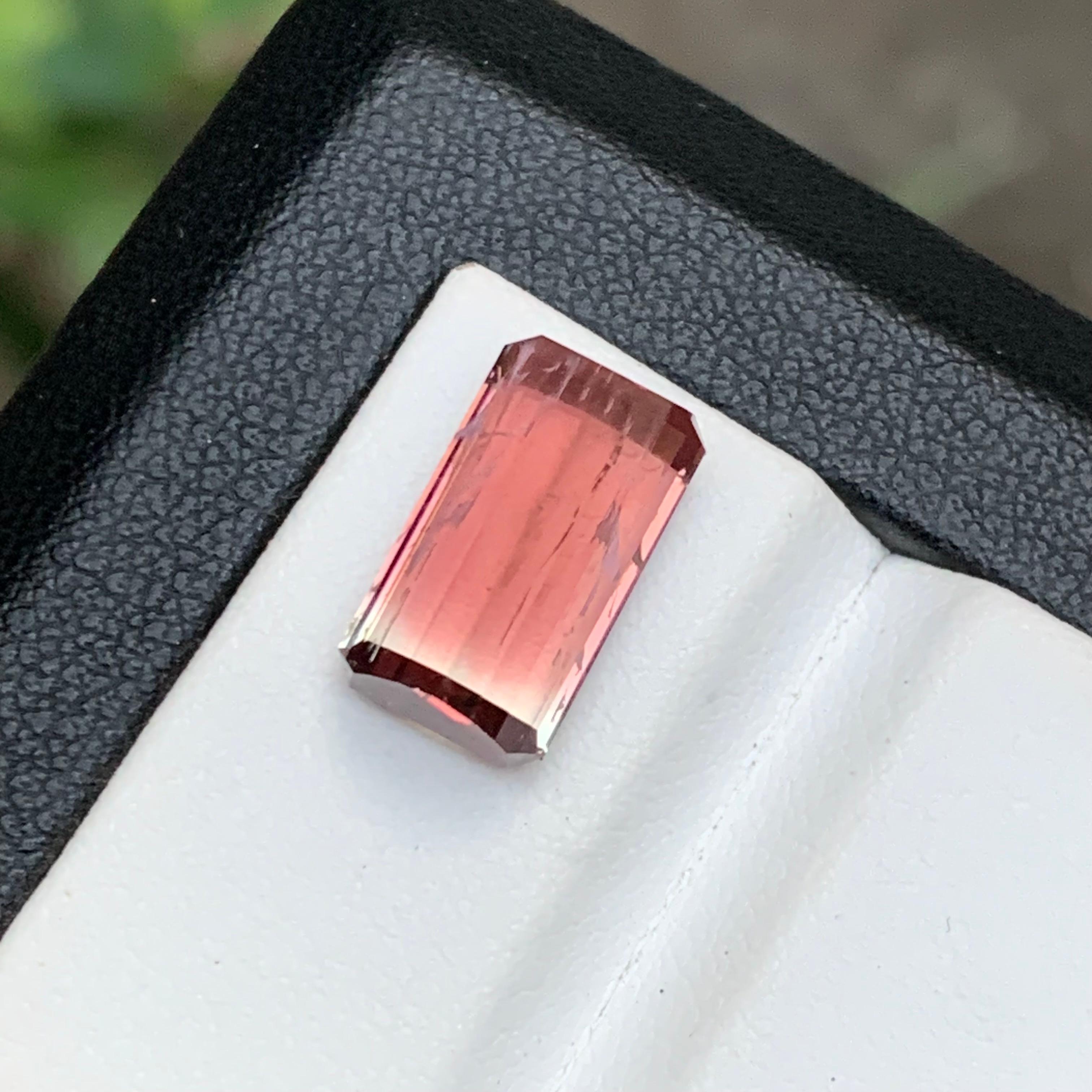 Bague et pendentif en tourmaline naturelle bicolore rose et dorée claire de 6,10 carats Unisexe en vente