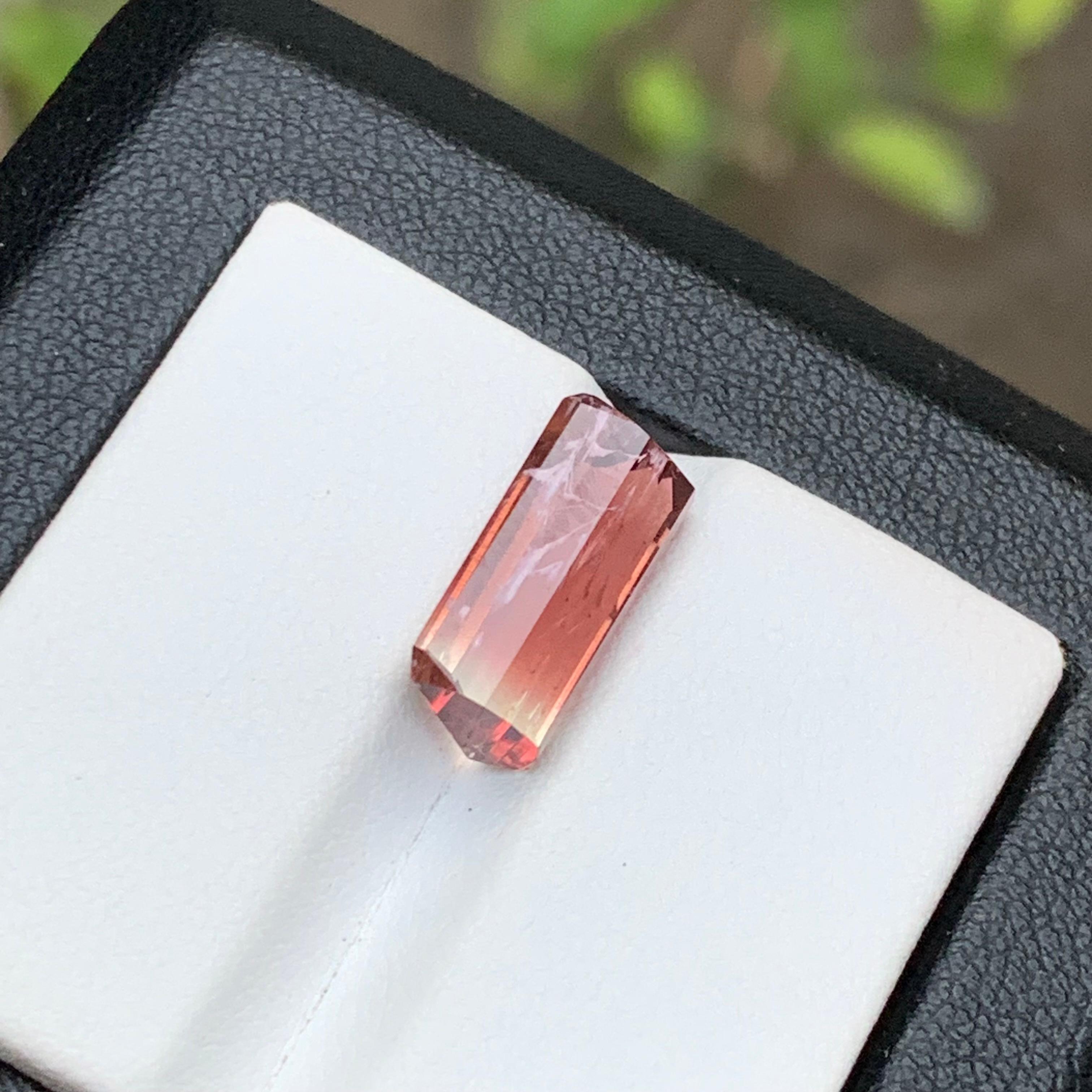 Bague et pendentif en tourmaline naturelle bicolore rose et dorée claire de 6,10 carats en vente 1