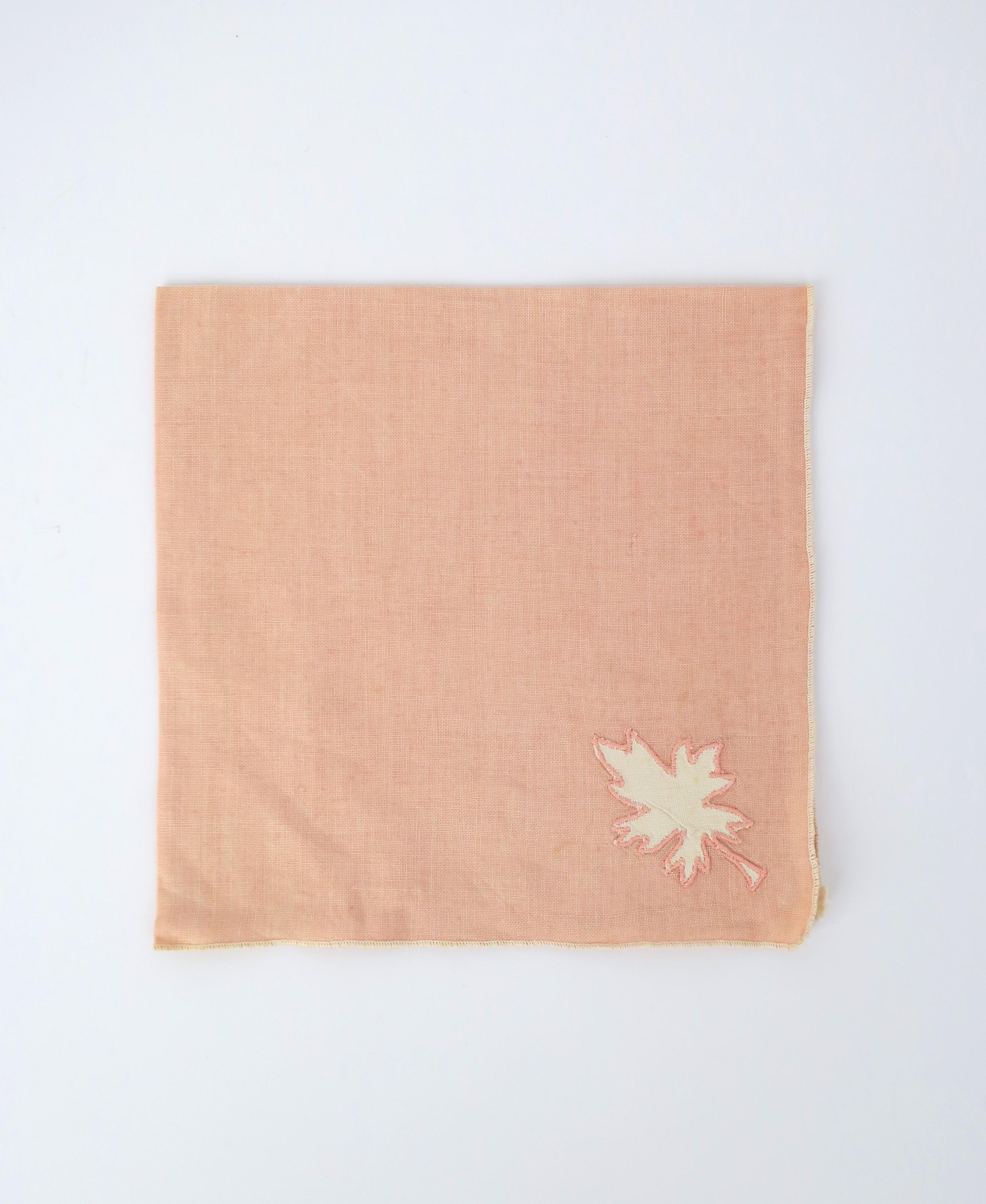 20th Century Pink Linen Napkins with Leaf Design, Set of 8 For Sale