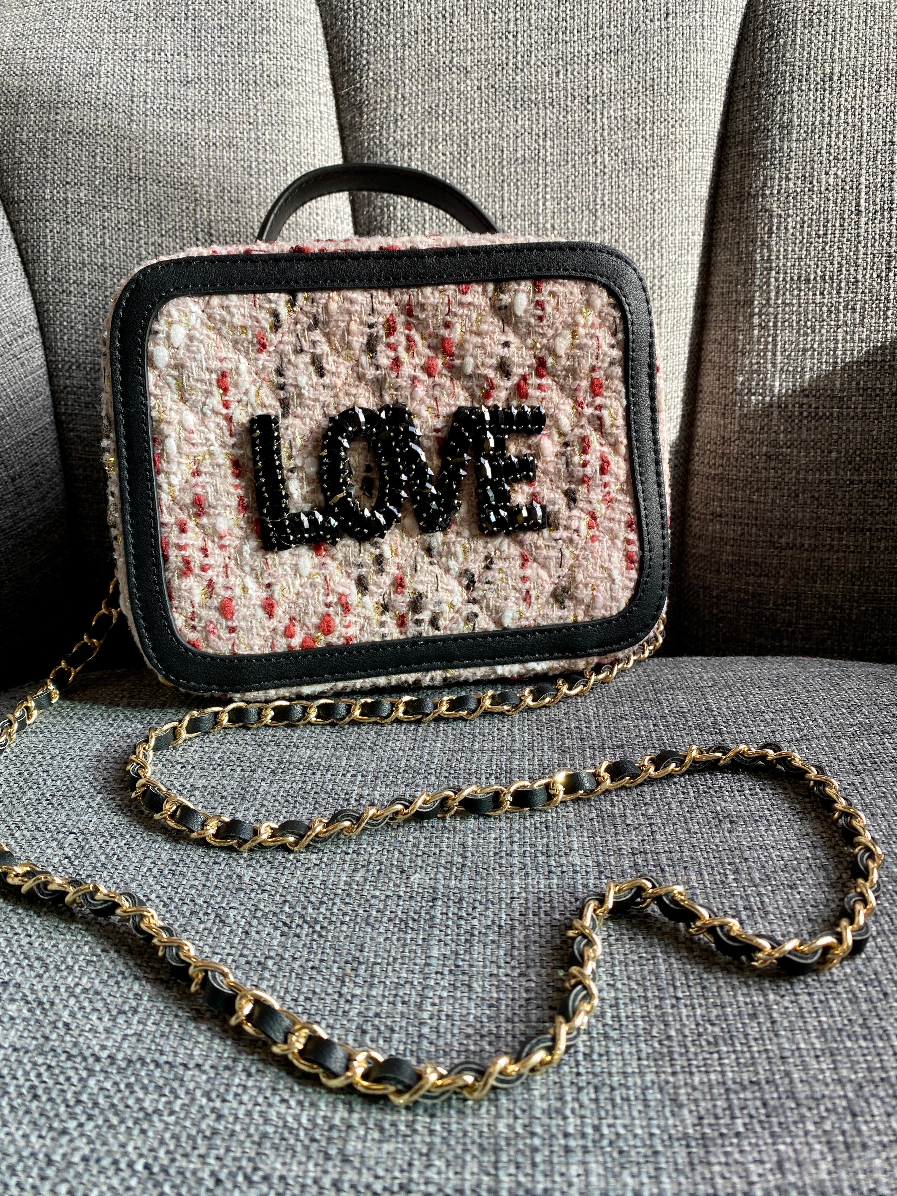 Pink Love Woven Crossbody Bag  For Sale 2