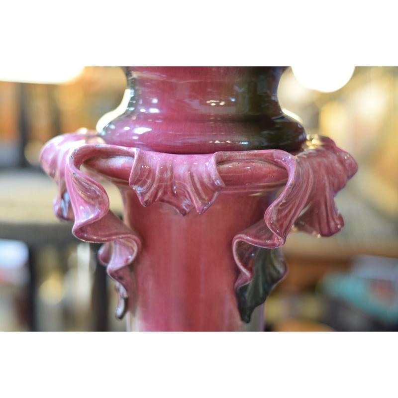 Pot à plantes en céramique majolique rose sur colonne signé par Jérôme Massier, années 1930 en vente 3