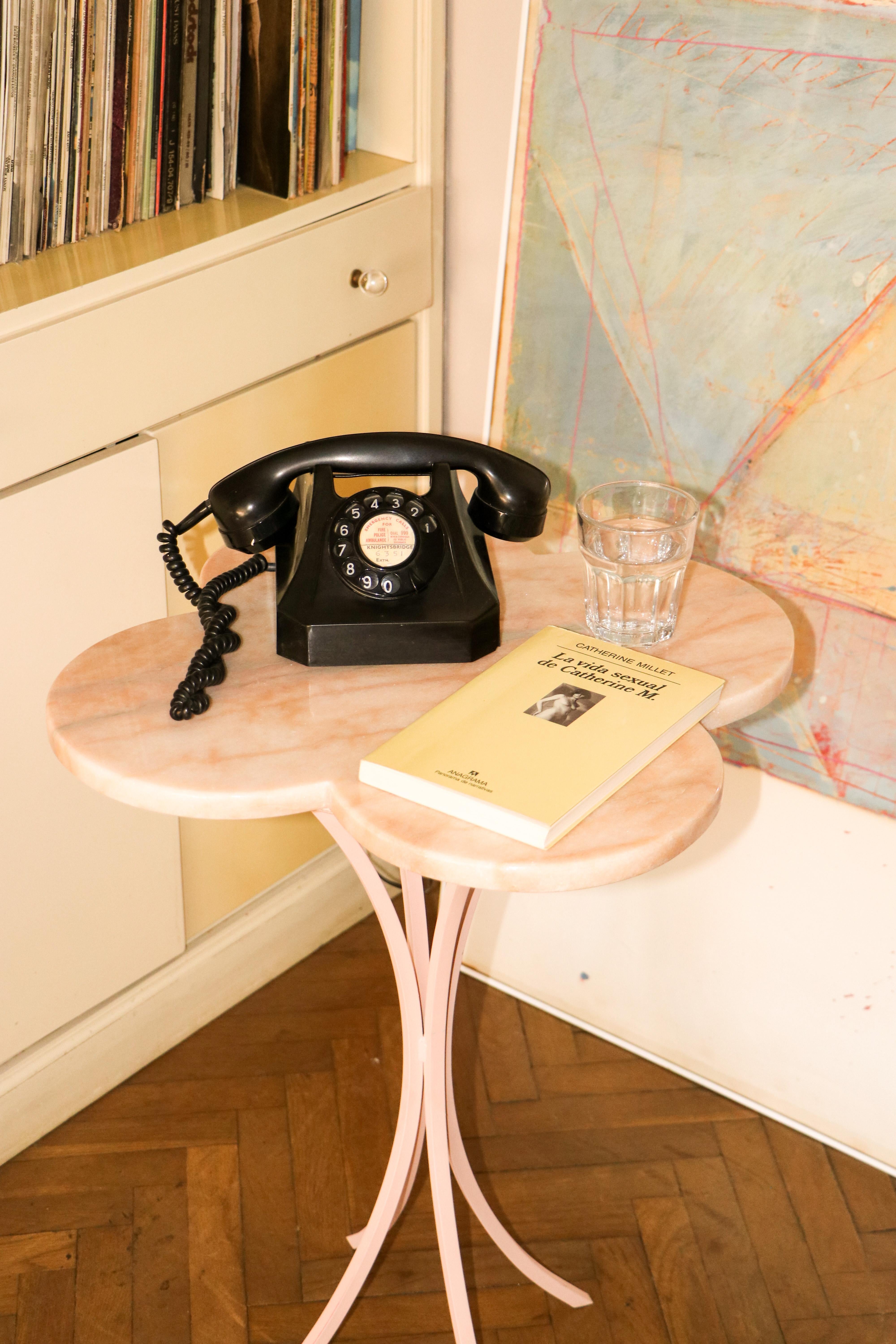 Table cocktail à fleurs en marbre rose Neuf - En vente à VALÈNCIA, ES