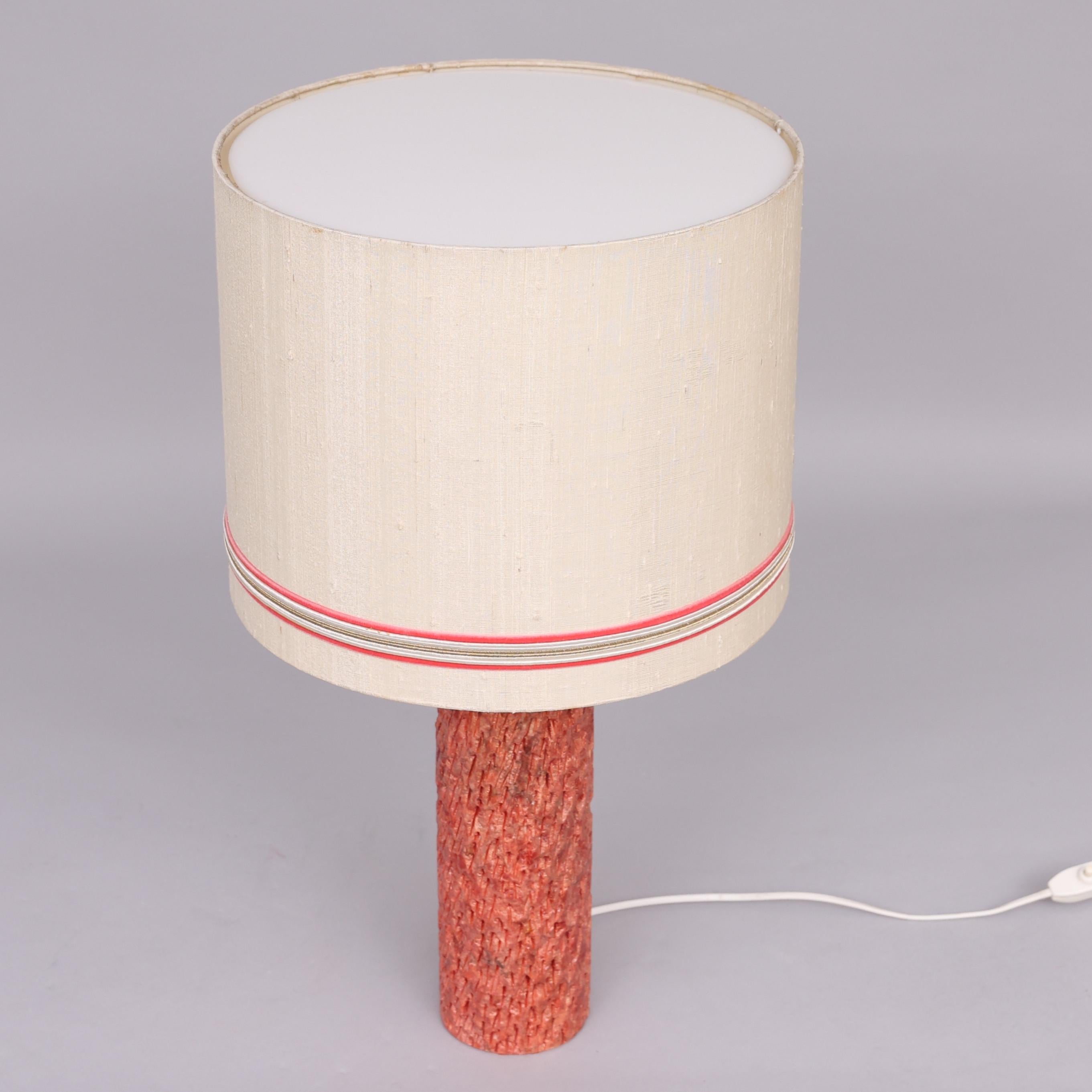 Italian Pink Marble Table Lamp Texture Hand Sculpted Anonymous, Italy, 1950 For Sale