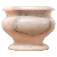 Vaso a urna in marmo rosa
