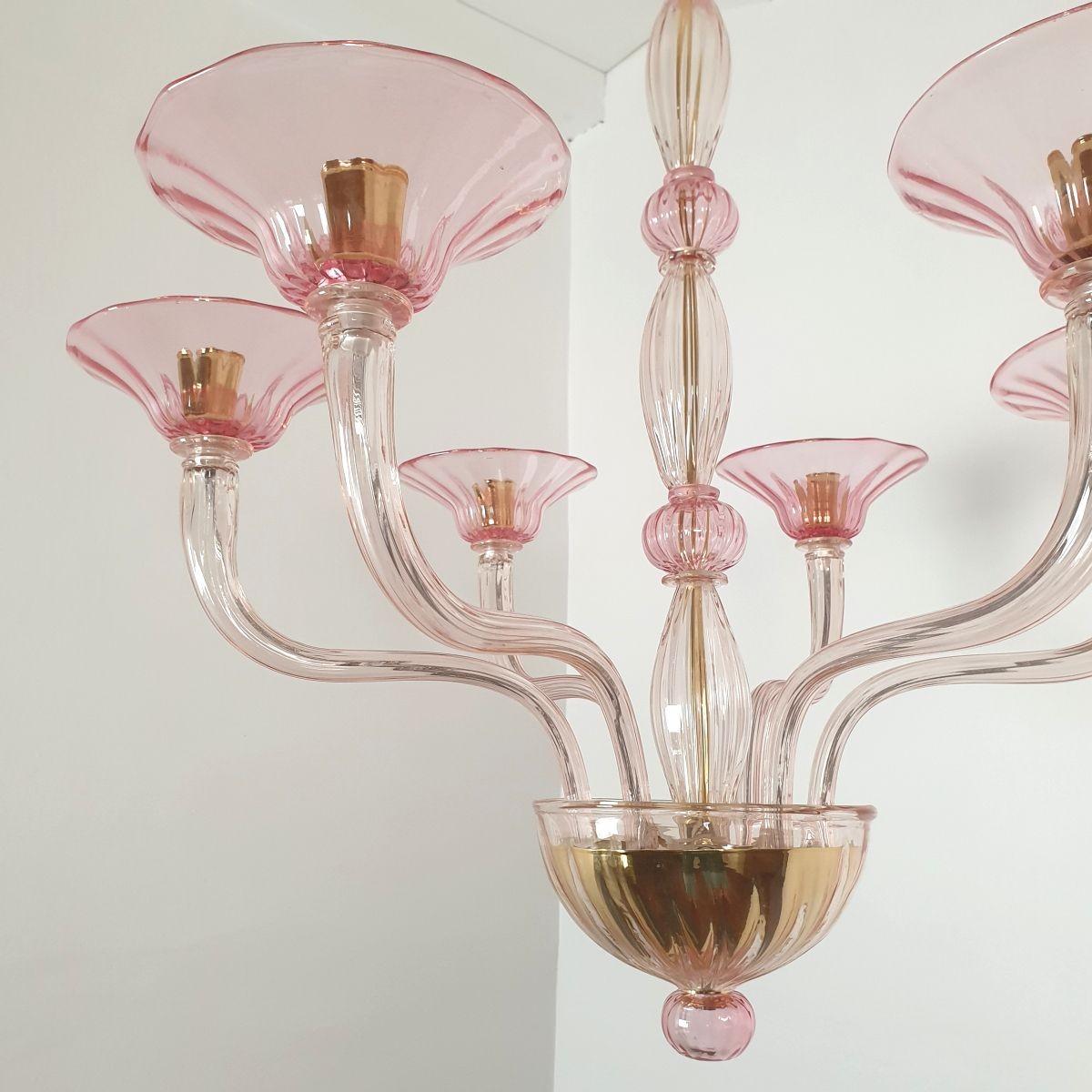 Pink Mid-Century Murano glass chandelier, Italy In Excellent Condition In Dallas, TX