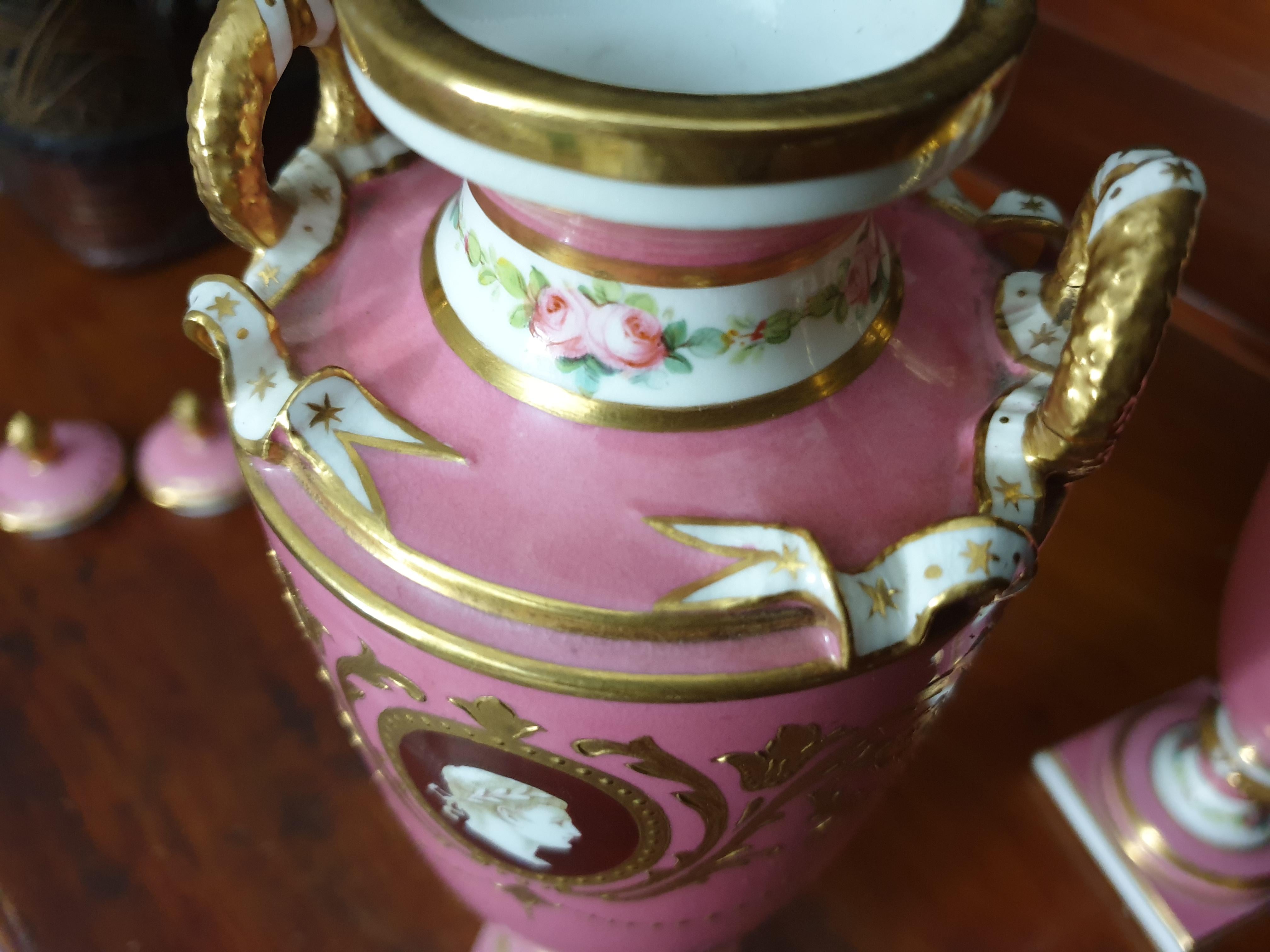 Pink Minton Medallion Vases Pate Sur Pate Style, 19th Century For Sale 11
