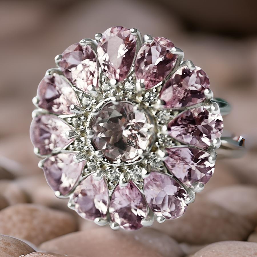 Pink Morganite Ring 6mm Round Morganite Engagement Ring Halo Ring Gift For Her In New Condition For Sale In New York, NY