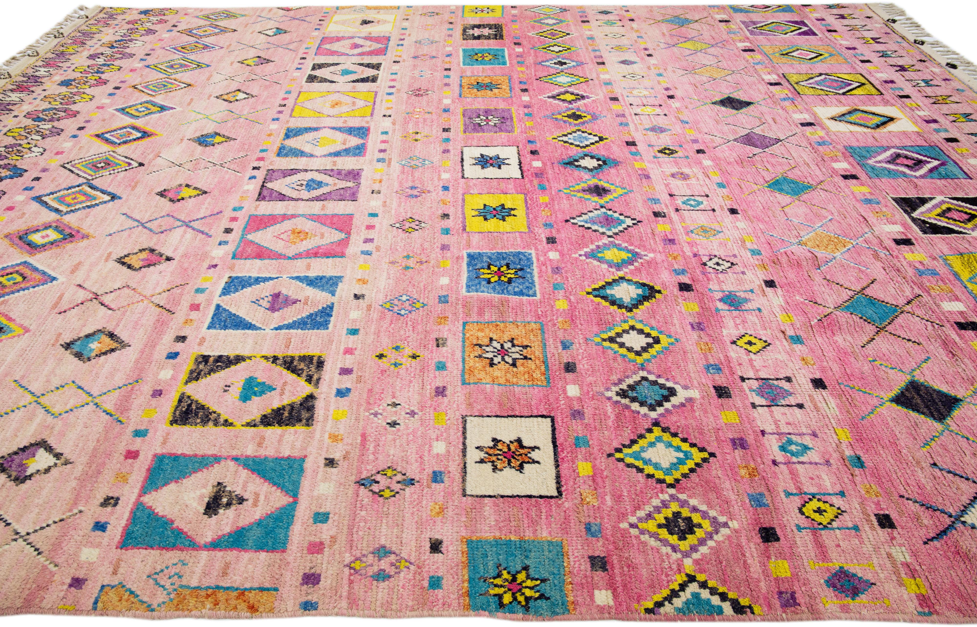 Modern Pink Moroccan Berber Style Handmade Geometric Wool Rug For Sale