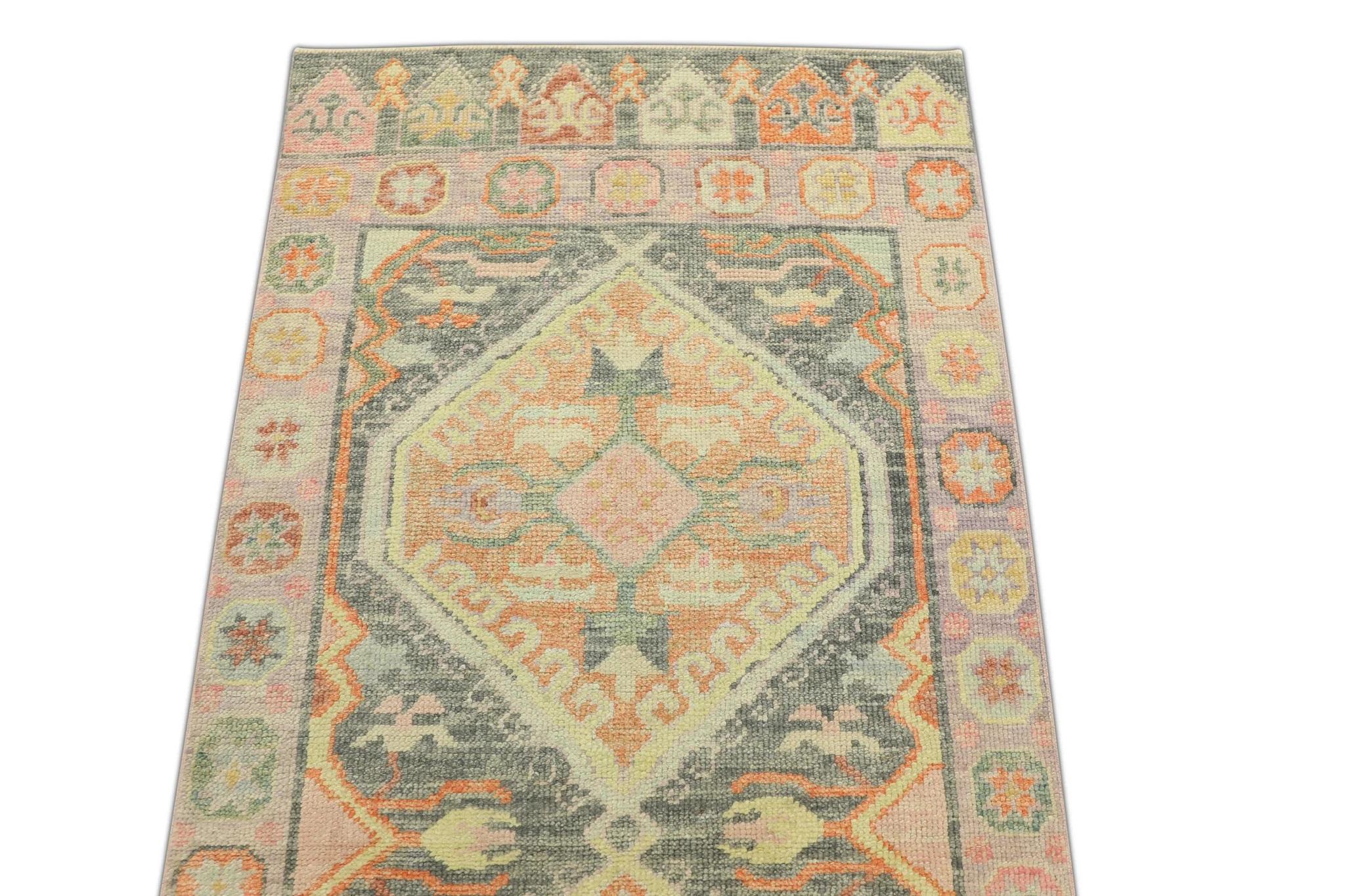 Moderno Rosa Multicolore Tessuto a mano in lana turca Oushak Runner 2'11