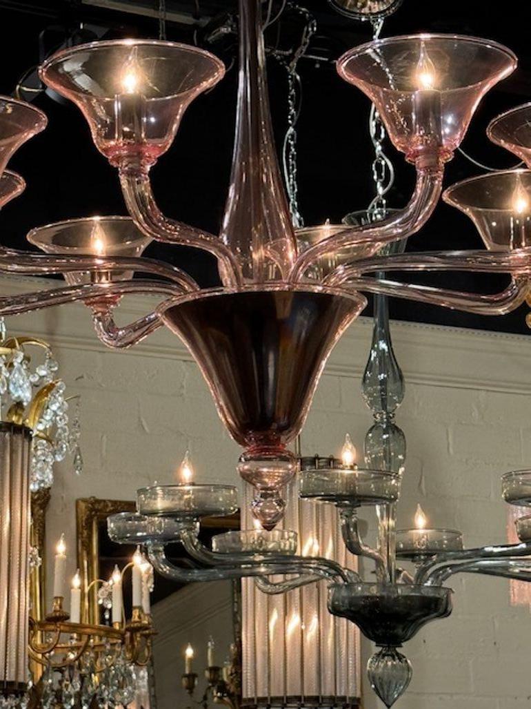 XXI secolo e contemporaneo Lampadario a 8 bracci in vetro di Murano rosa in vendita