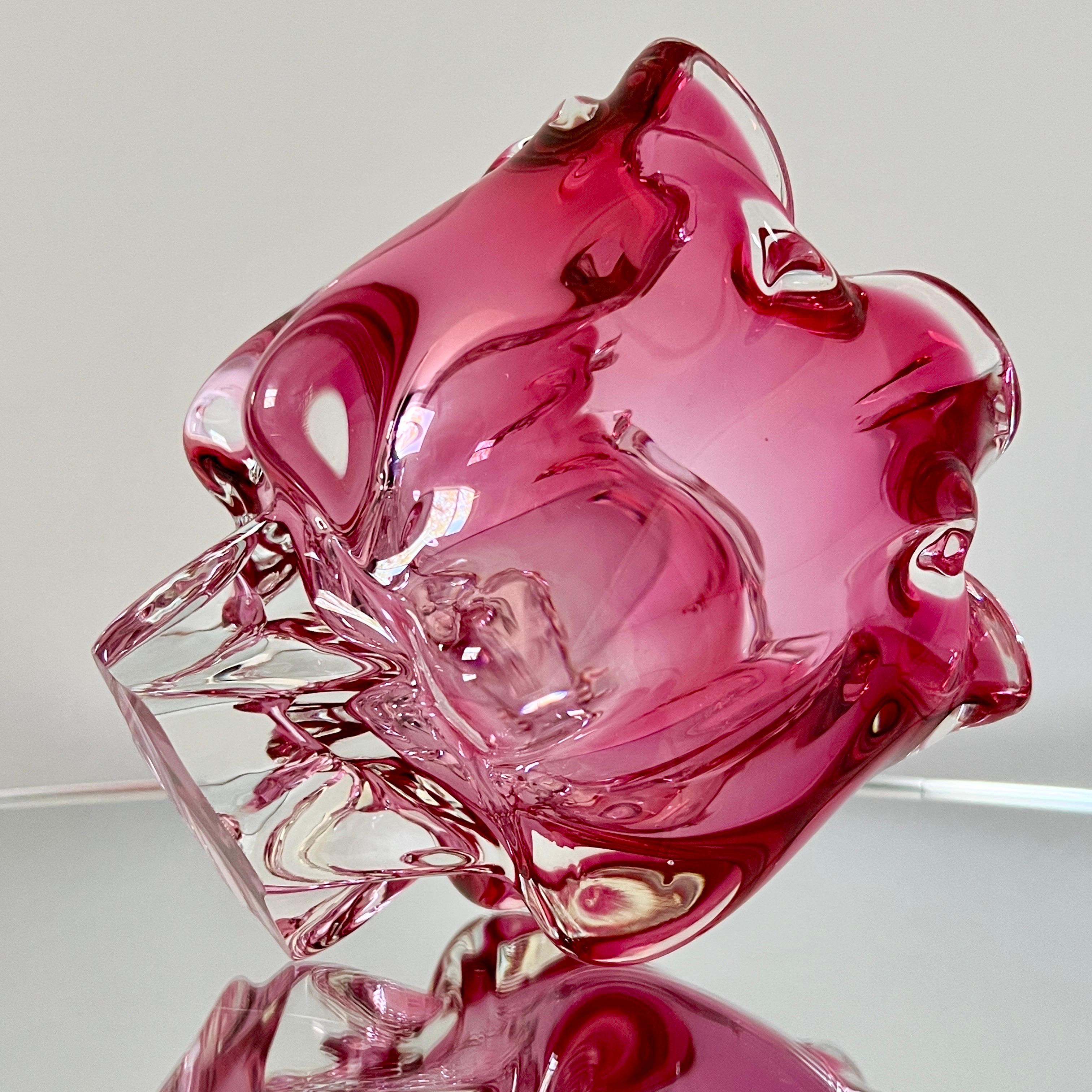 Pink Murano Floral Vase with Footed Base by Fratelli Toso, c. 1950's For Sale 2