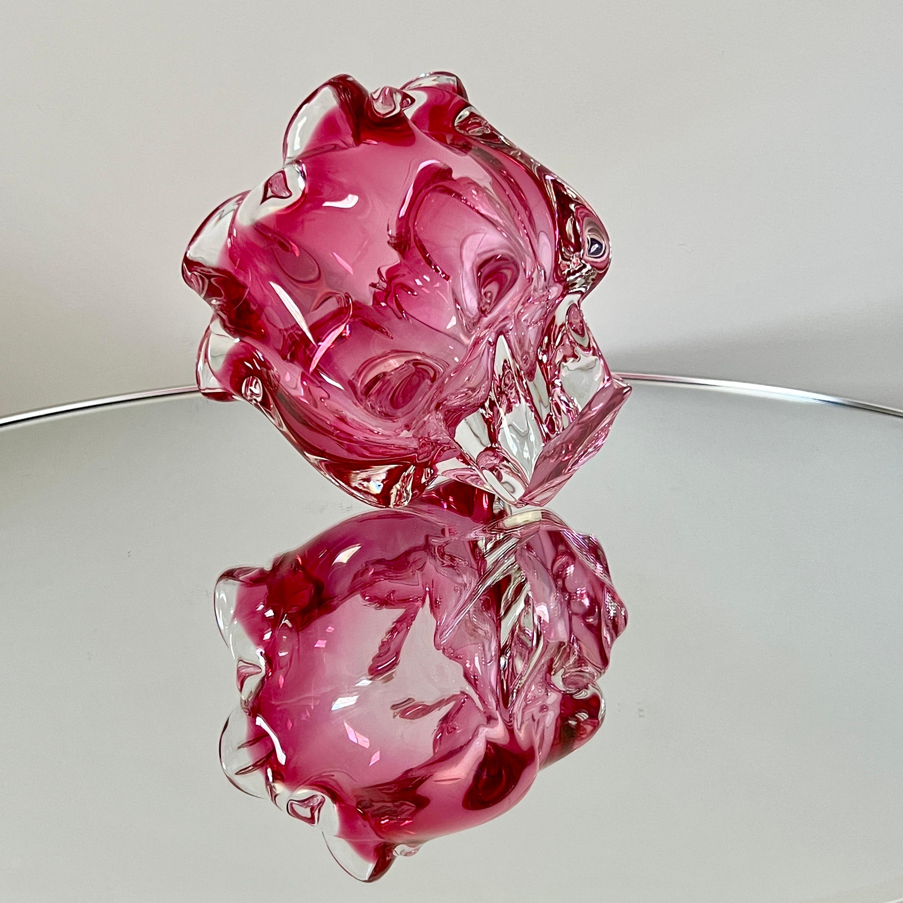 Pink Murano Floral Vase with Footed Base by Fratelli Toso, c. 1950's For Sale 3