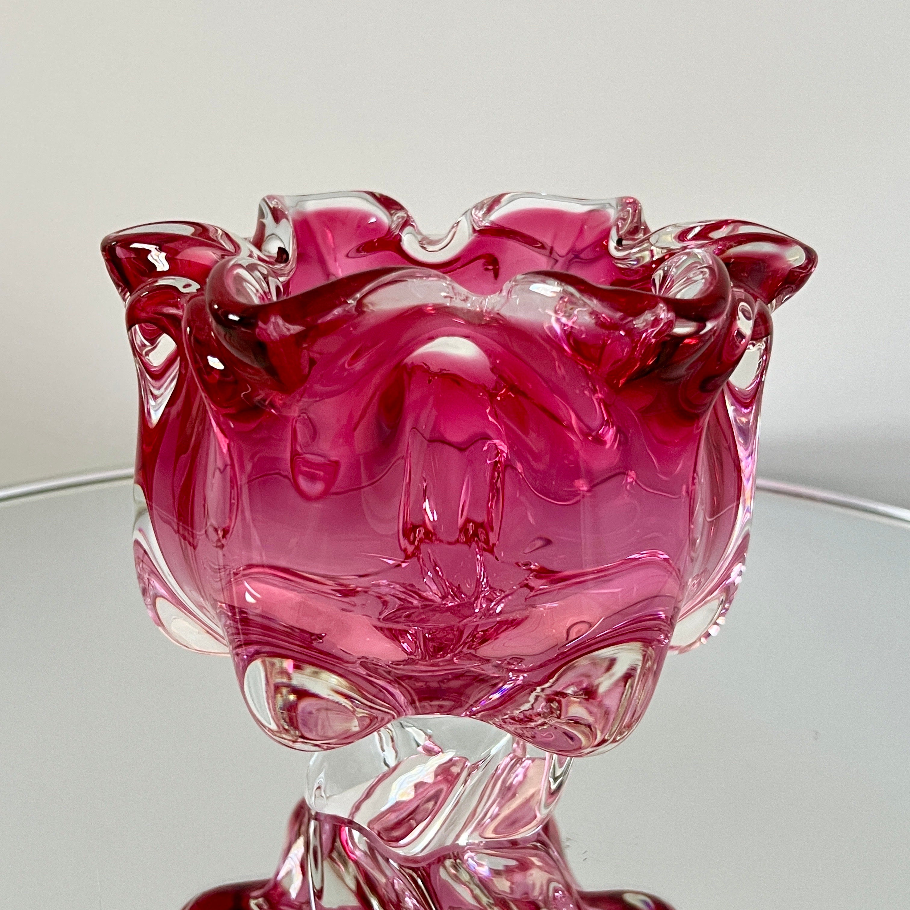 Mid-Century Modern Pink Murano Floral Vase with Footed Base by Fratelli Toso, c. 1950's For Sale