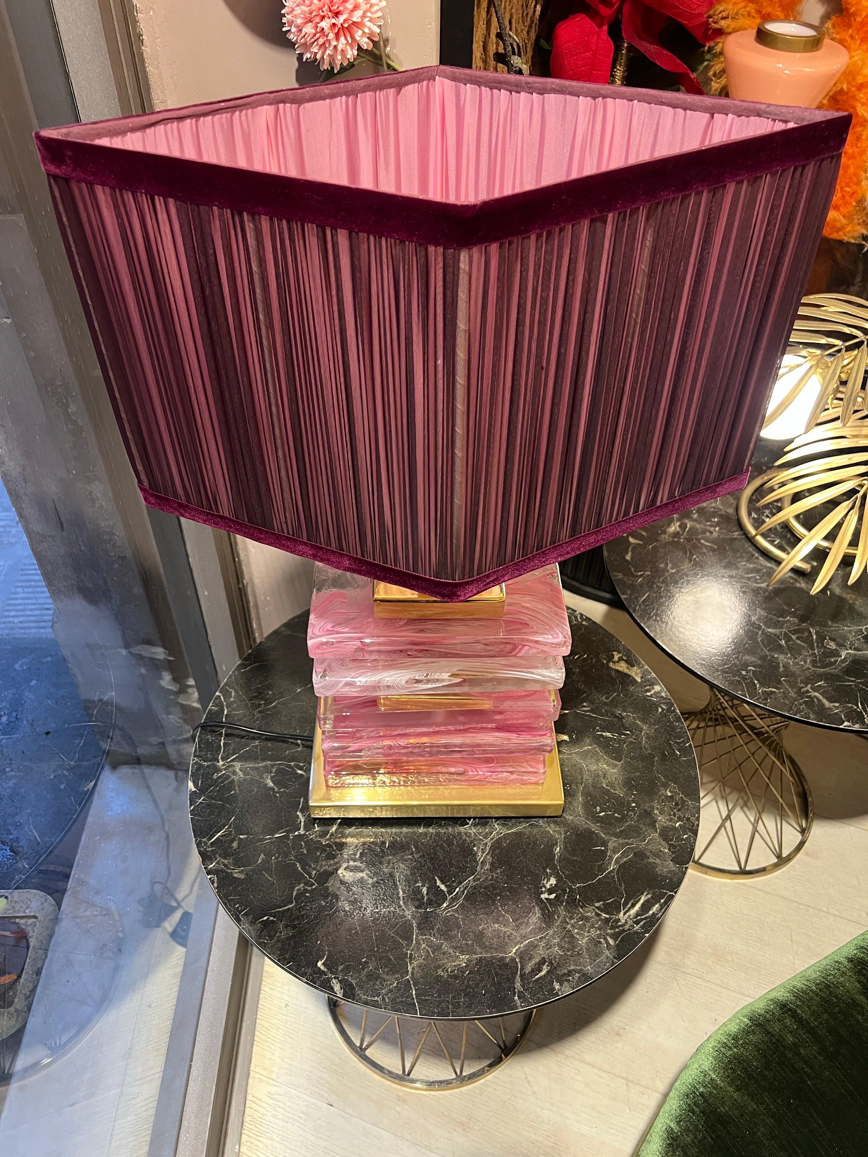 Lámpara de sobremesa de bloques de cristal de Murano rosa y pantalla artesanal, años 70 en venta 10