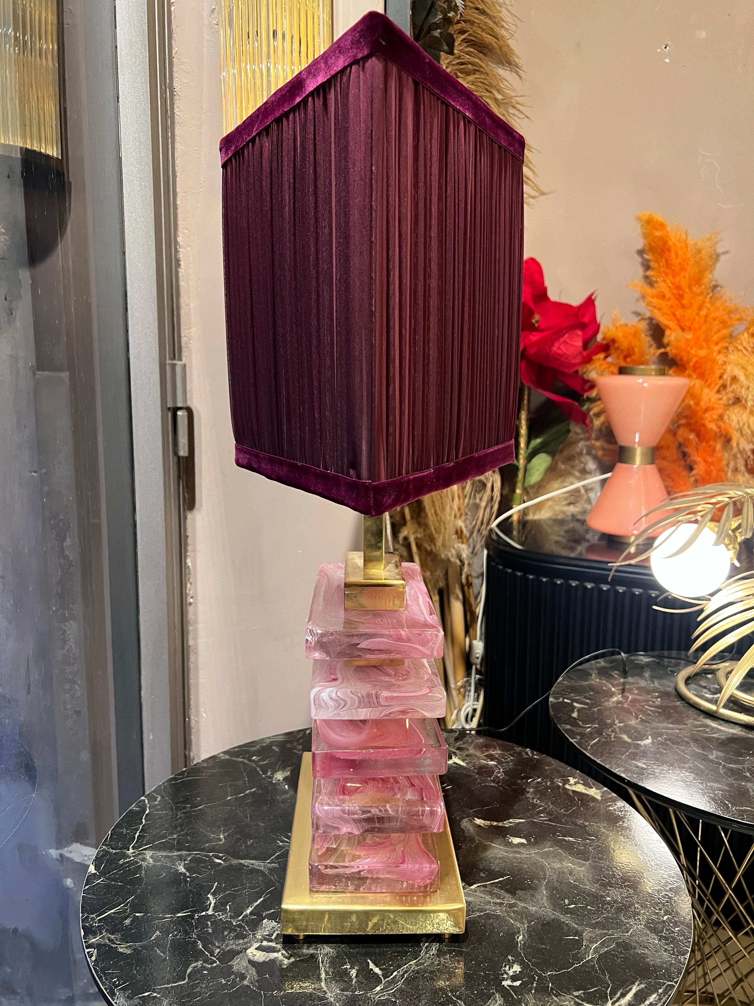 Lámpara de sobremesa de bloques de cristal de Murano rosa y pantalla artesanal, años 70 en venta 11