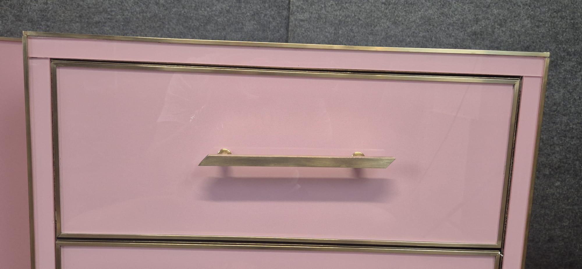 Pink Murano Glass & Brass Luxury Bedside Tables: Italian Artistry Modern Bedroom in vendita 12