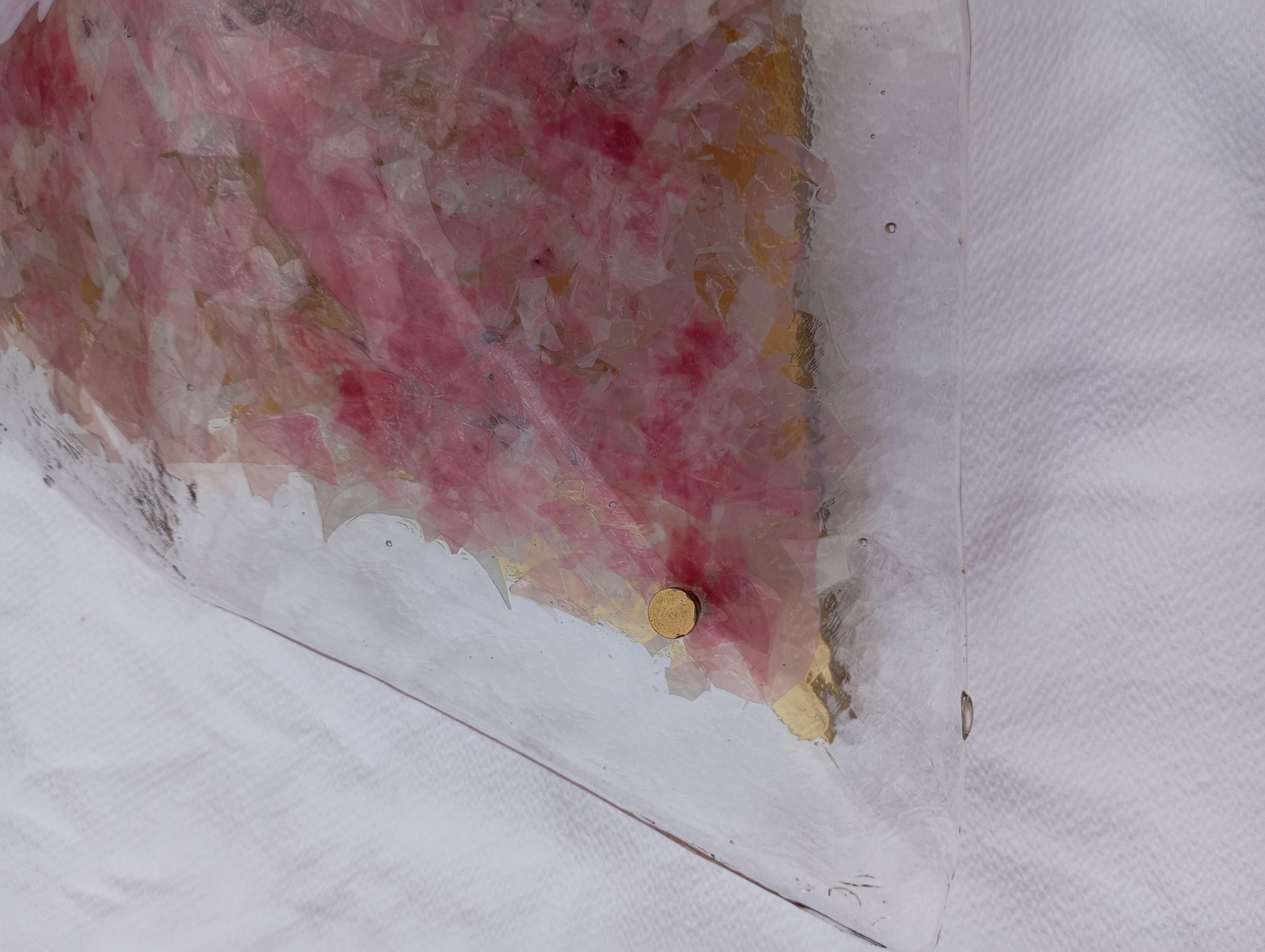 Pink Murano glass ceiling or wall lamp in a triangular shape from the 1970s For Sale 1