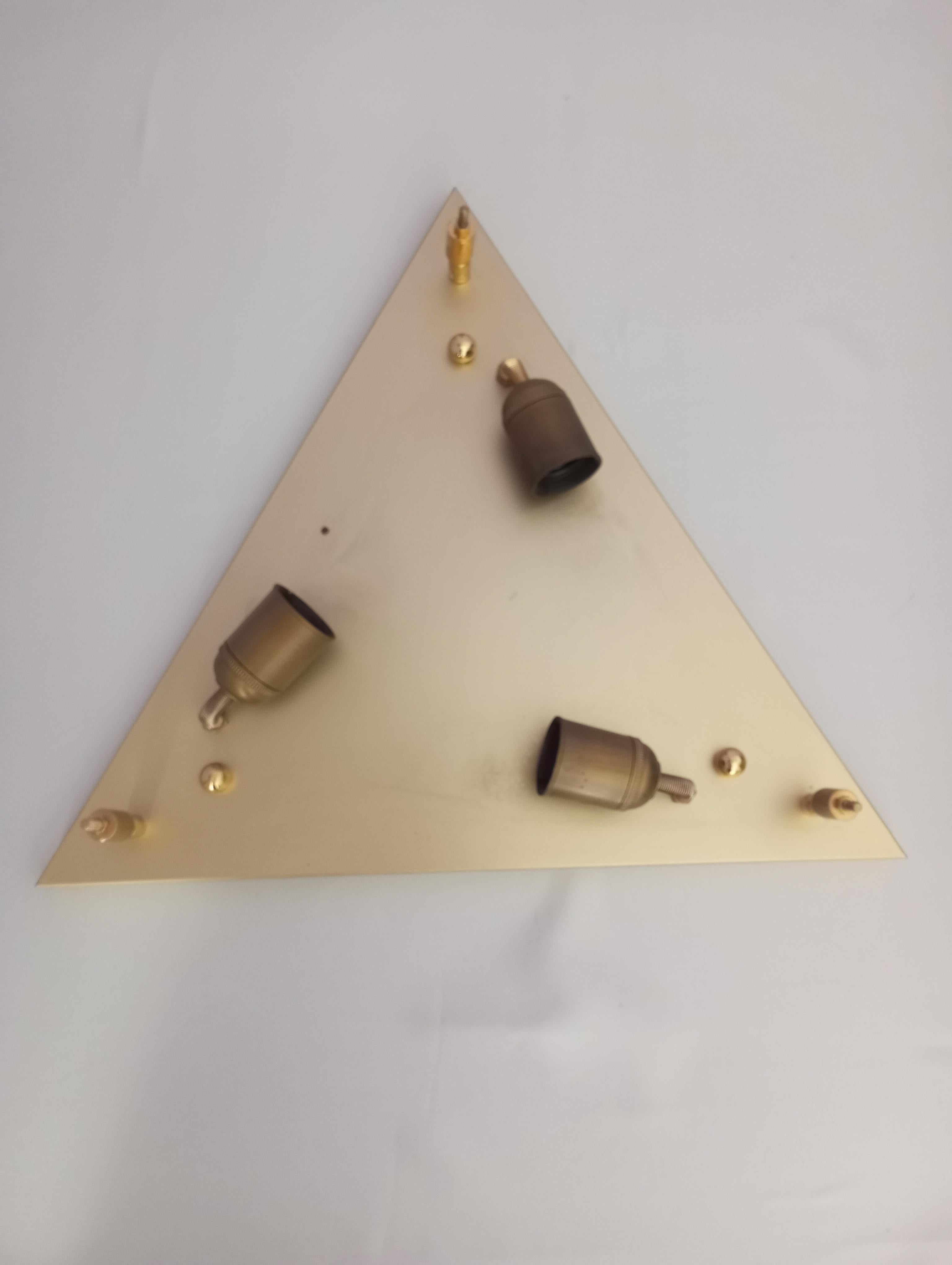 Pink Murano glass ceiling or wall lamp in a triangular shape from the 1970s  For Sale 3