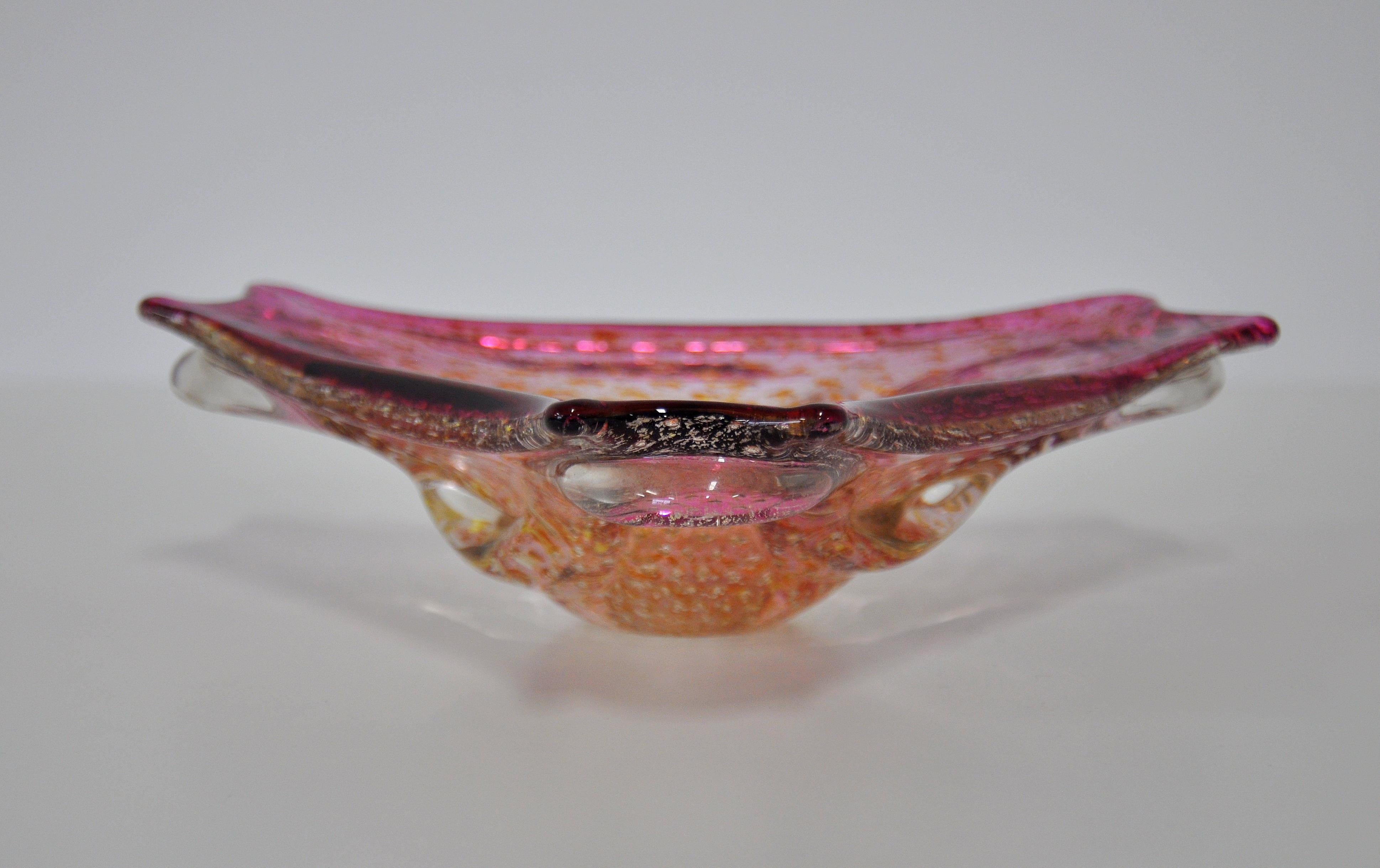 Pink Murano Glass Controlled Bubbles and Gold Aventurine Bowl In Good Condition In Miami, FL