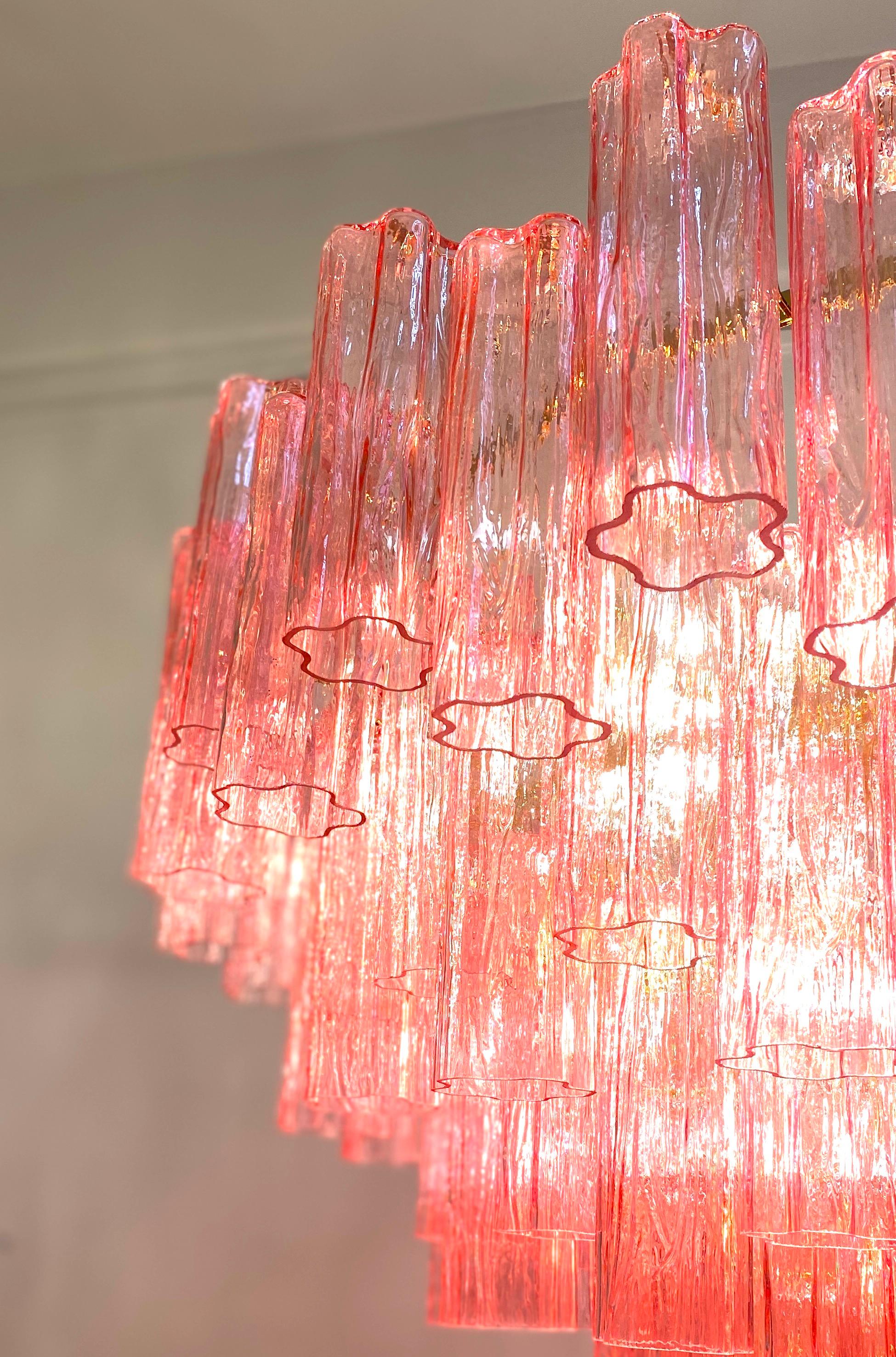 Verre brun Lustre ou plafonnier monumental Tronchi en verre de Murano rose en vente