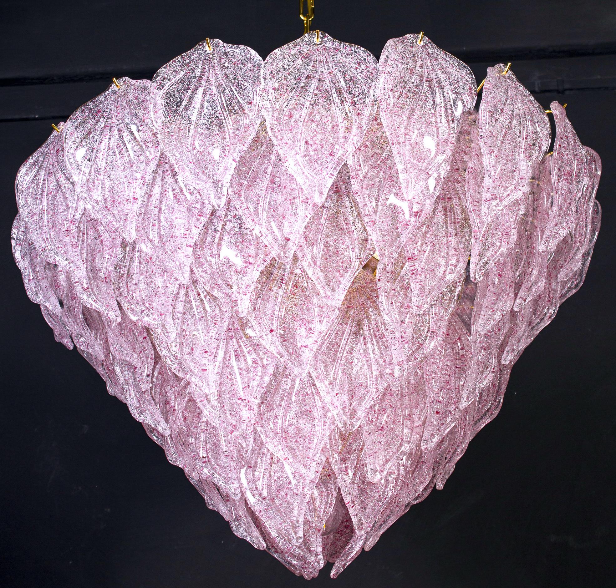 Lustre polaire en verre de Murano rose, Italie, 1970 en vente 6