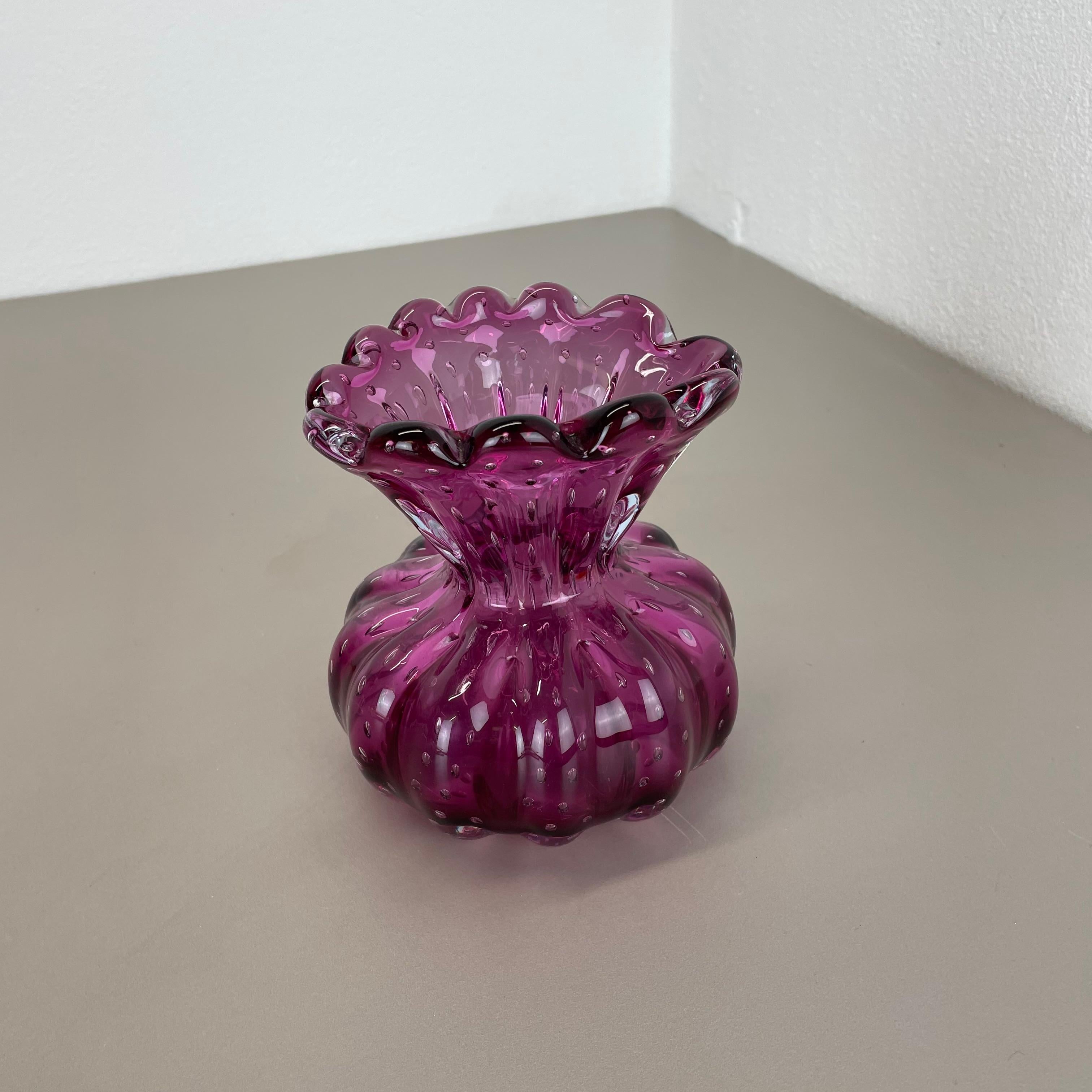 Vaso in vetro di Murano ROSA Elemento Cordonato d'oro di Barovier&Toso Italia anni '70 In condizioni buone in vendita a Kirchlengern, DE
