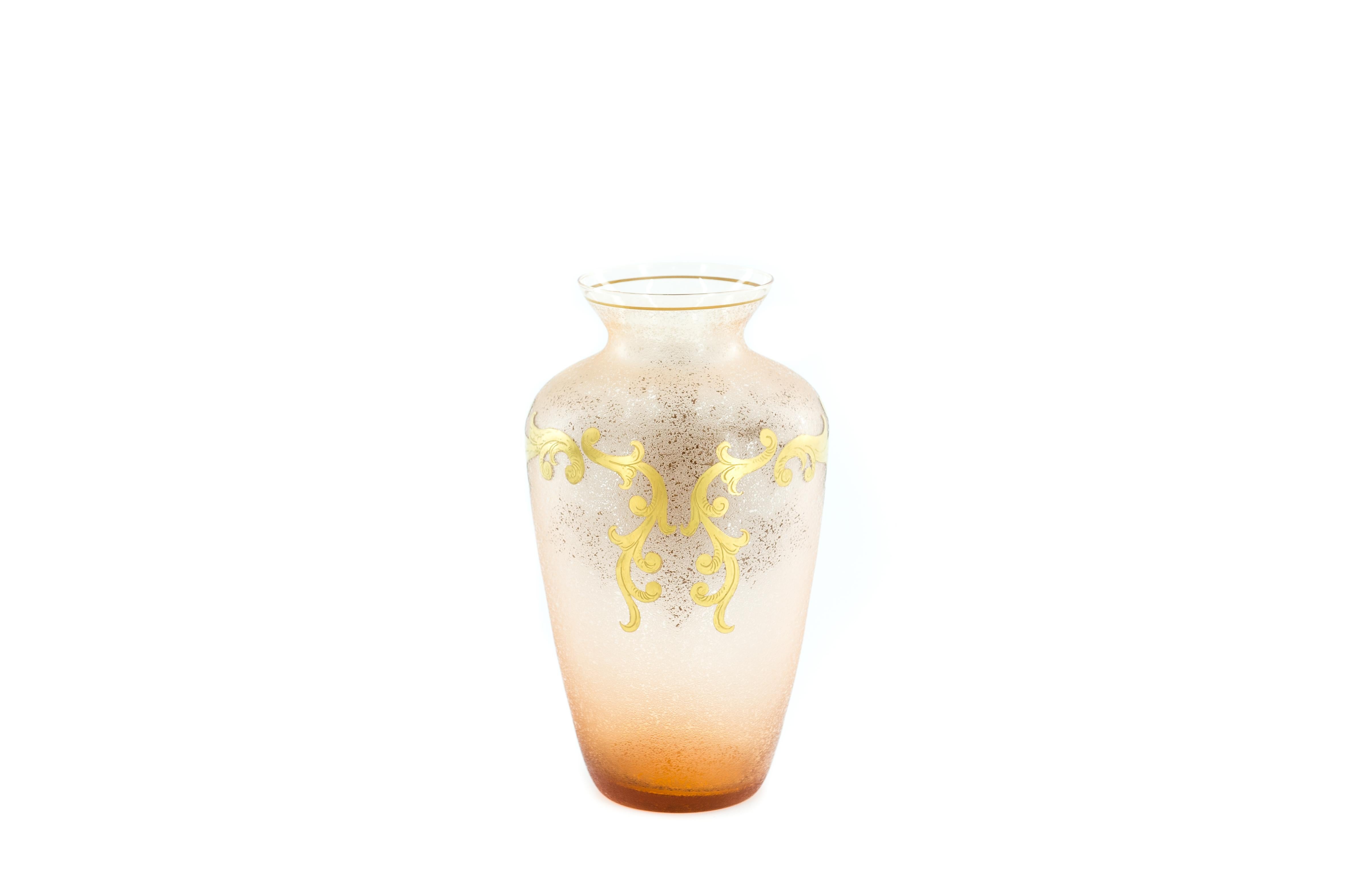 Italian Pink Murano Glass Vase, Gold Hand Painted Decorative Motif, Mid-Century Modern For Sale