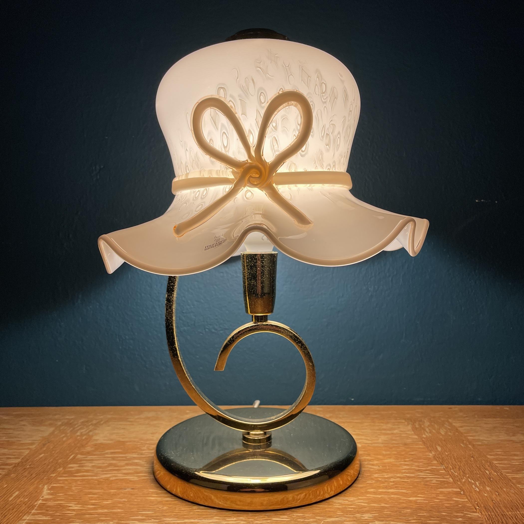 Pink Murano Table Lamp Italy 1980s Woman's Hat Murano Lamp For Sale 7