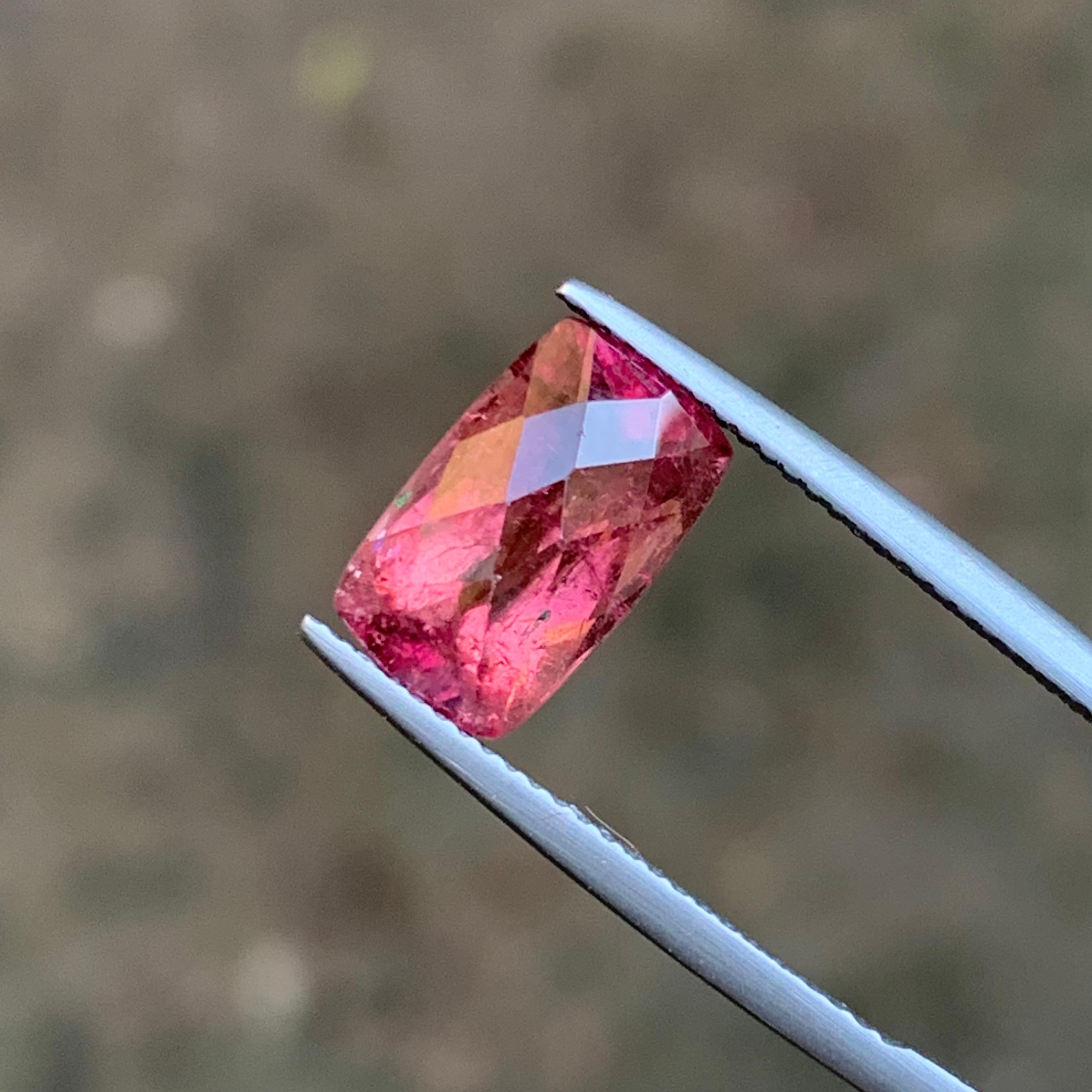 Bague en tourmaline rubellite naturelle rose taille damier, pierre précieuse non sertie de 4,35 carats Unisexe en vente
