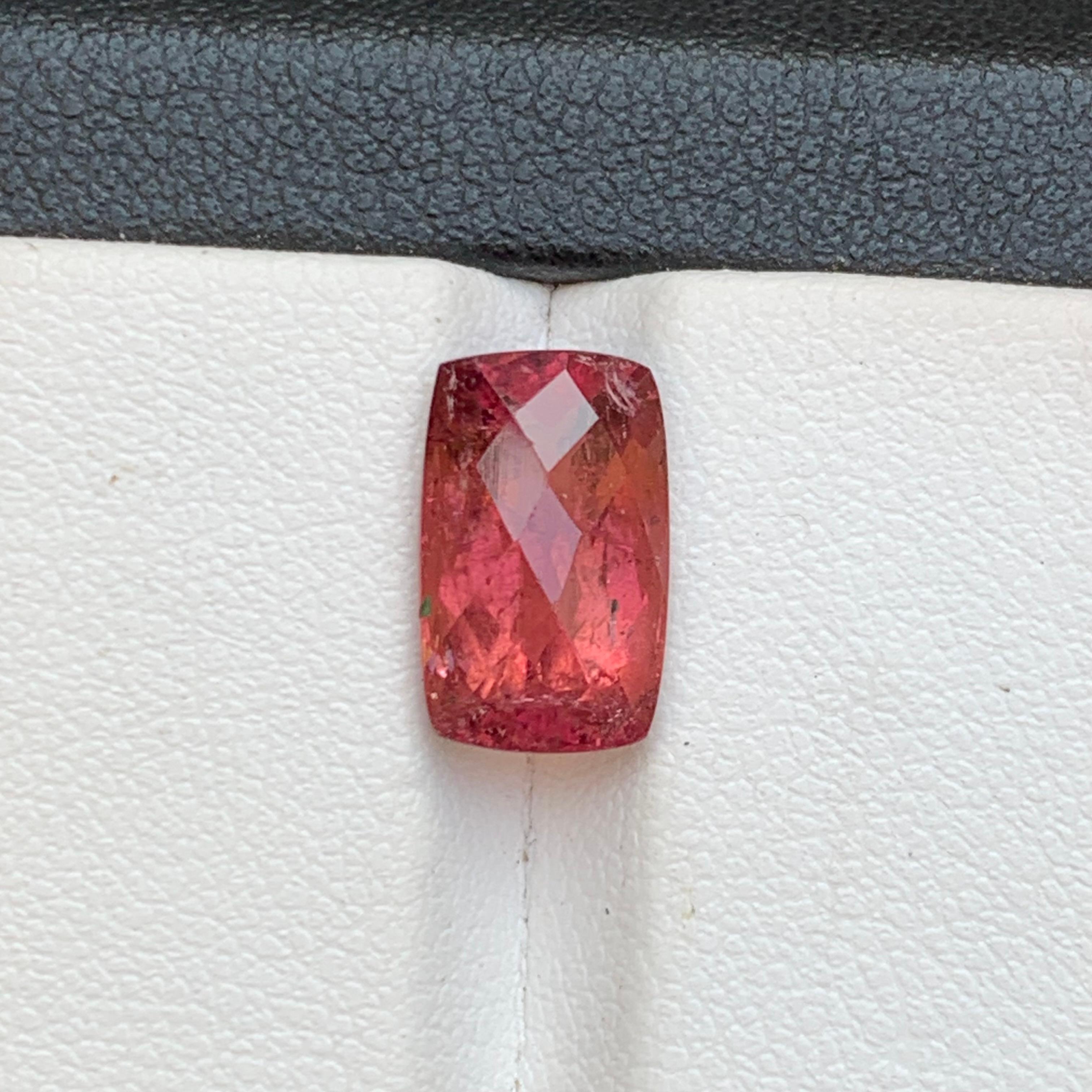 Bague en tourmaline rubellite naturelle rose taille damier, pierre précieuse non sertie de 4,35 carats en vente 2