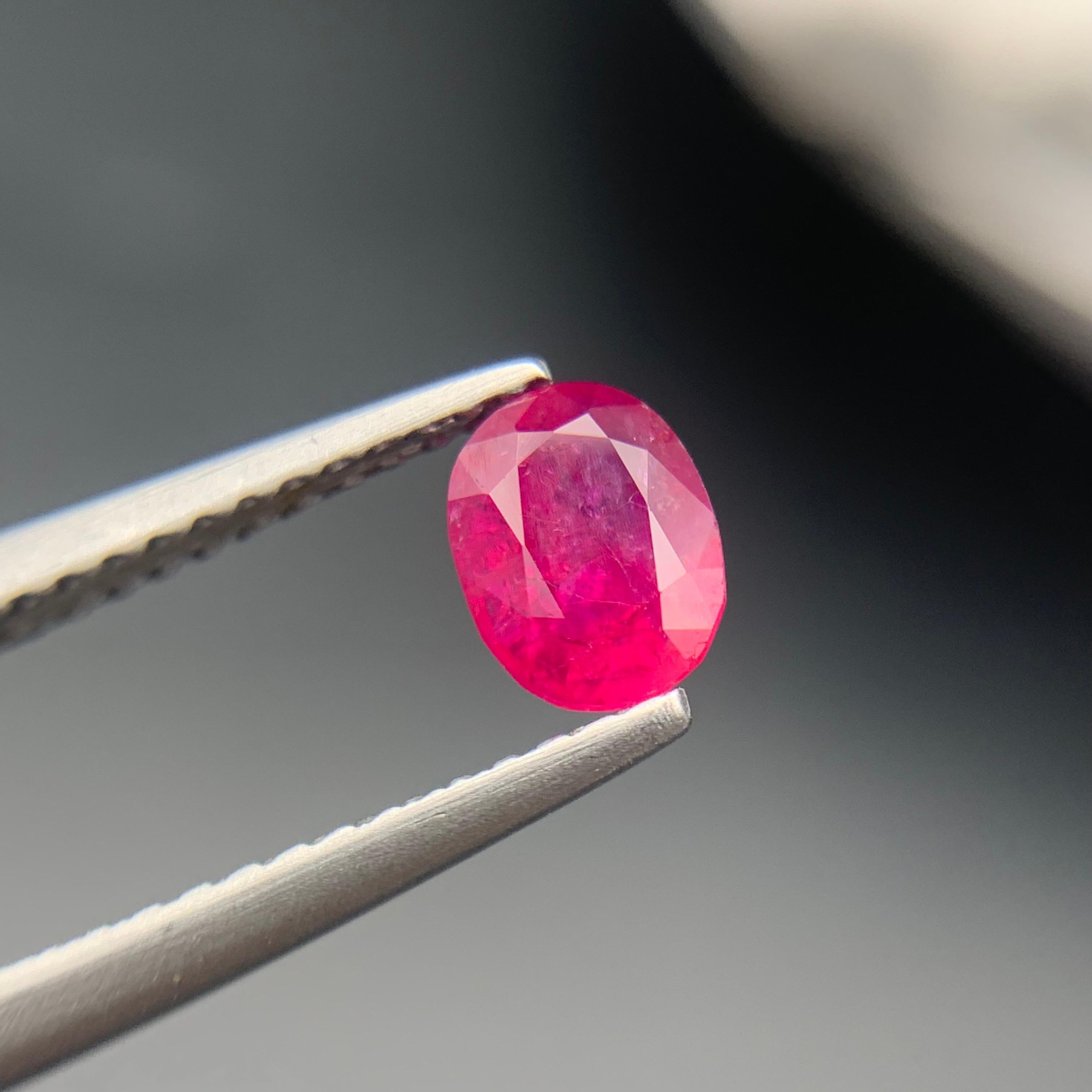 Anillo de rubí natural rosa Gema suelta 0,75 ct Ovalada talla cojín para joyería en venta 5