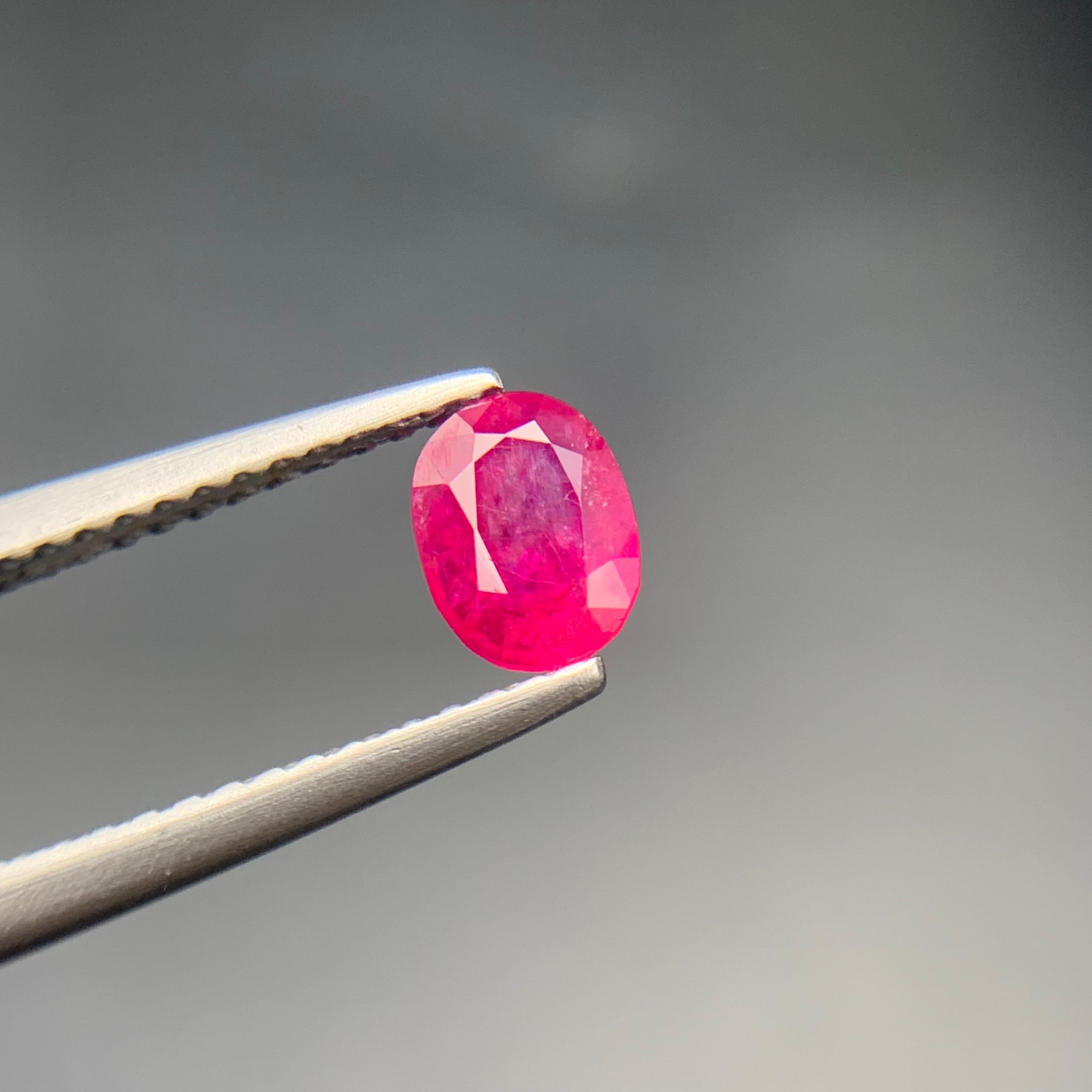 Anillo de rubí natural rosa Gema suelta 0,75 ct Ovalada talla cojín para joyería en venta 6