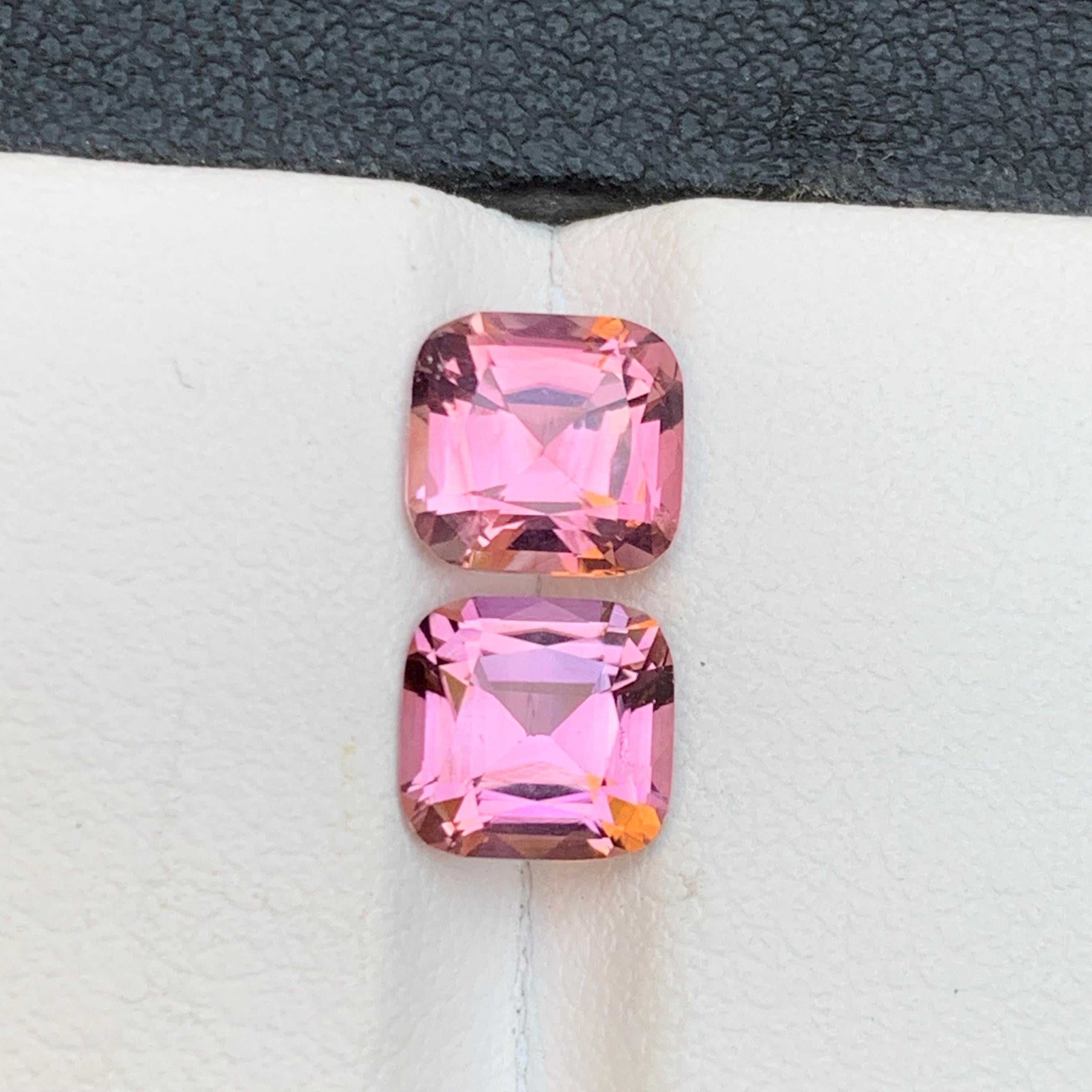 Pendientes de Turmalina Natural Rosa Pareja de Piedras Sueltas 2.85 Ct Cuadradas talla cojín en venta 4