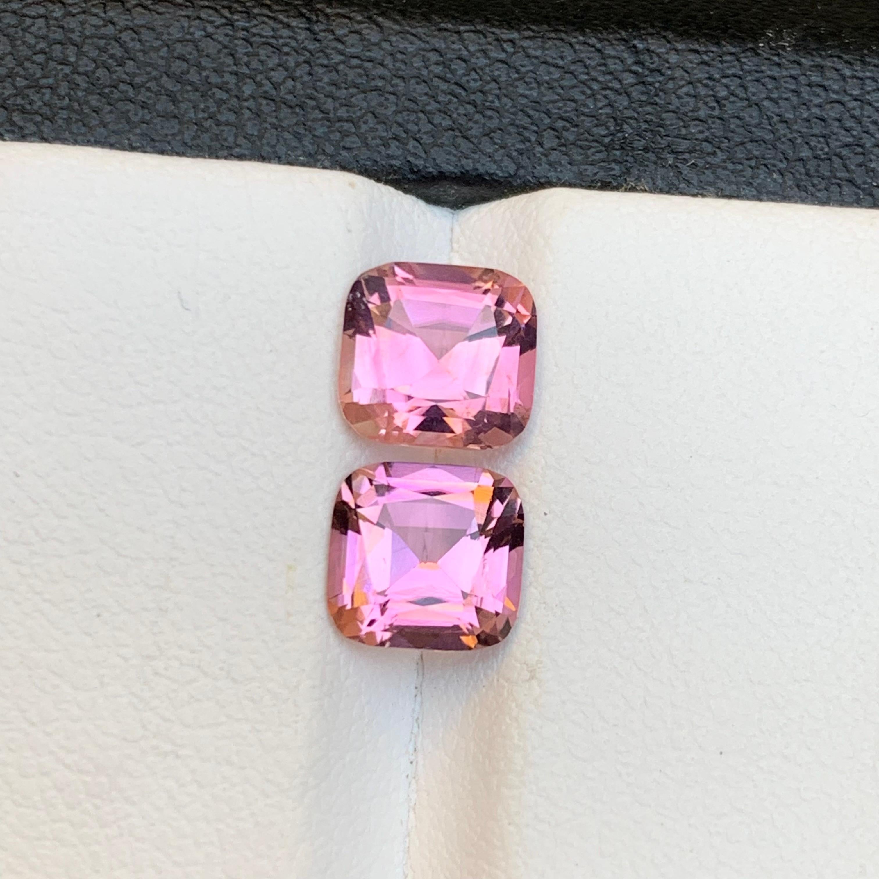 Pendientes de Turmalina Natural Rosa Pareja de Piedras Sueltas 2.85 Ct Cuadradas talla cojín en venta 7