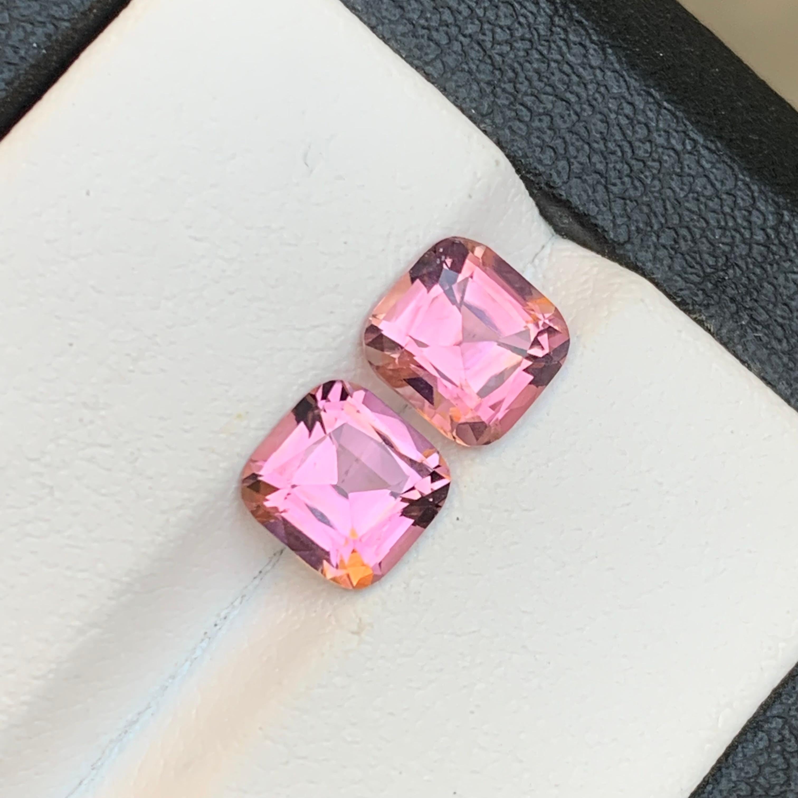 Pendientes de Turmalina Natural Rosa Pareja de Piedras Sueltas 2.85 Ct Cuadradas talla cojín en venta 3