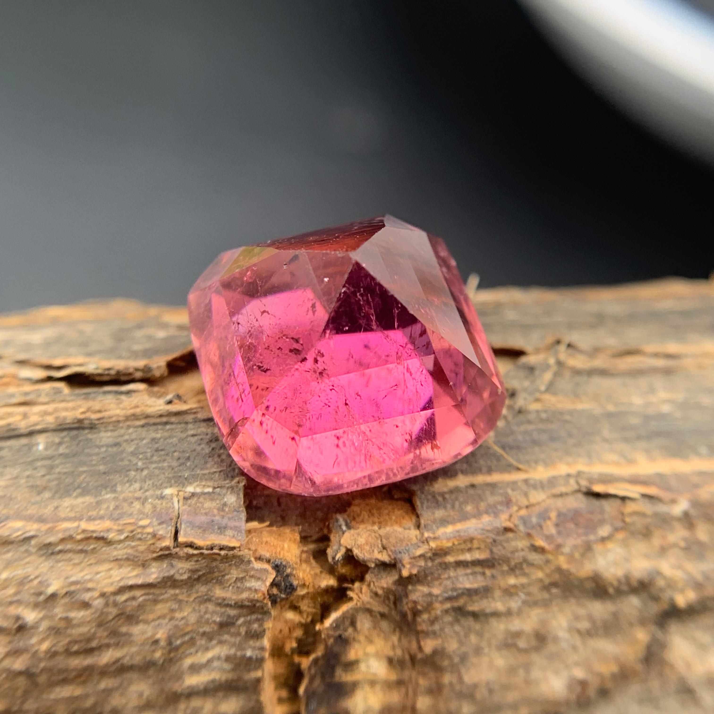 Anello di tormalina naturale rosa, collana, ciondolo, gemma sciolta da 10 carati con taglio a cuscino in vendita 1