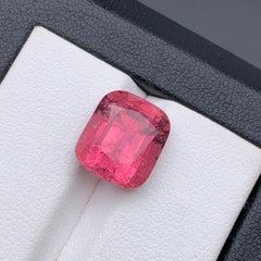 Bague, collier pendentif en tourmaline naturelle rose taille coussin de 7.35 carats